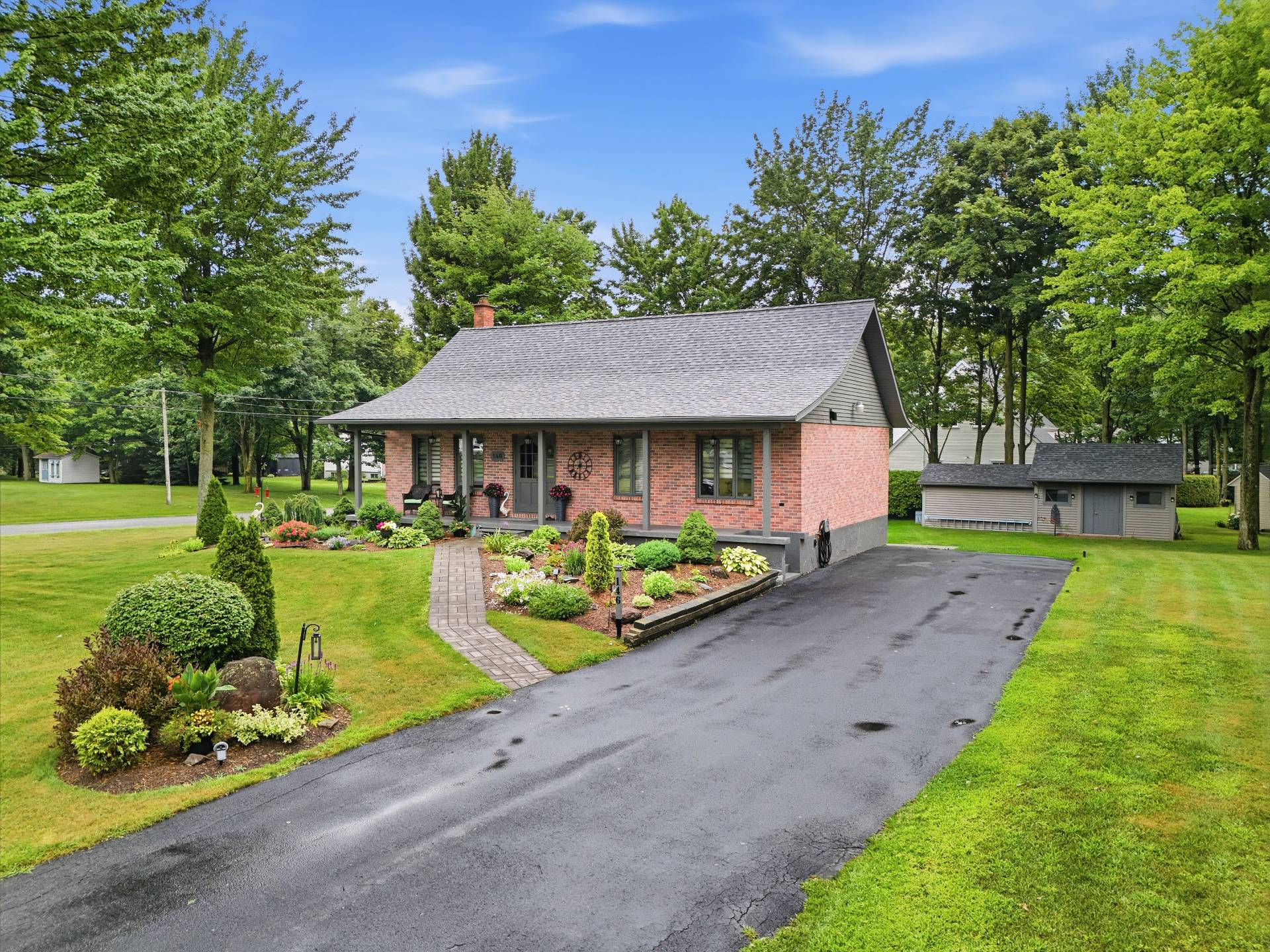 MLS: 16409369