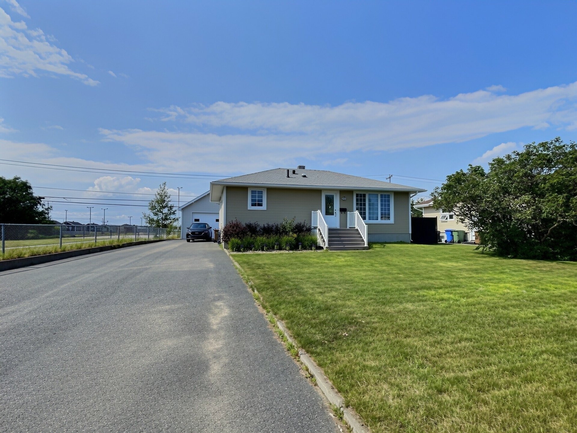 MLS: 15077311