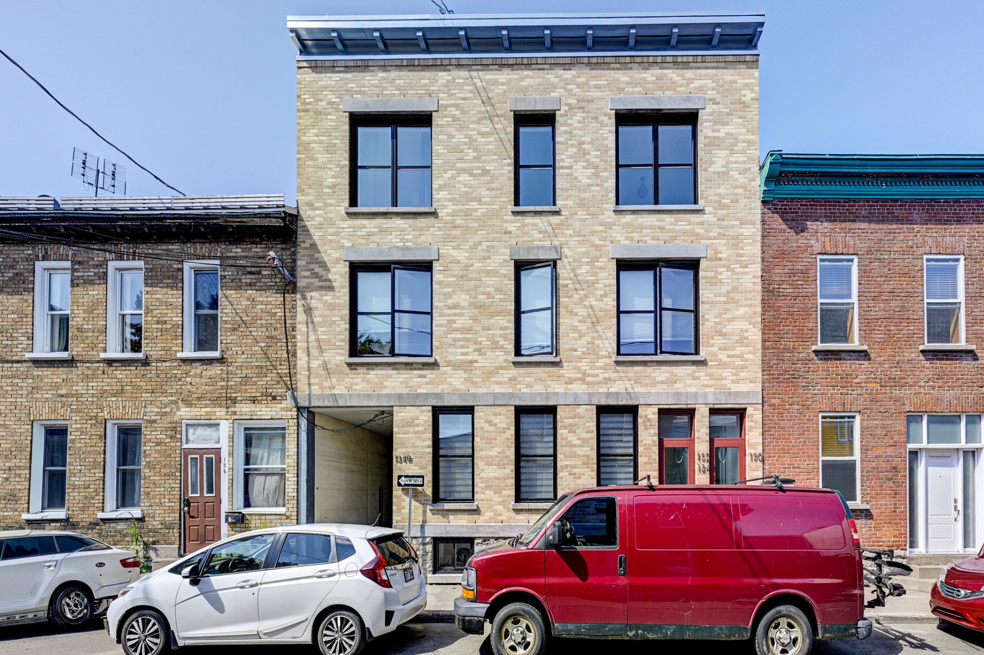 MLS: 18294045