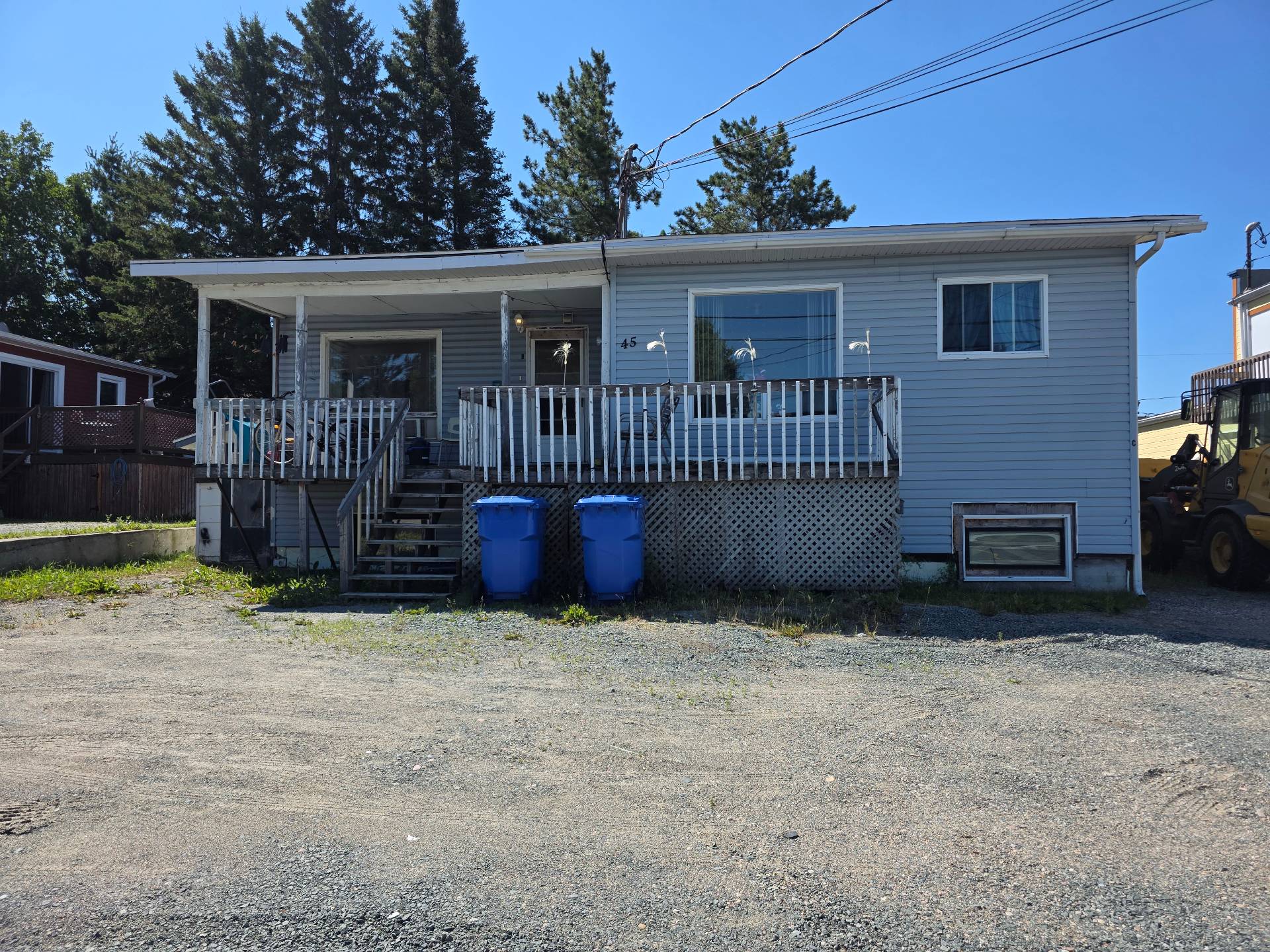 MLS: 23810621