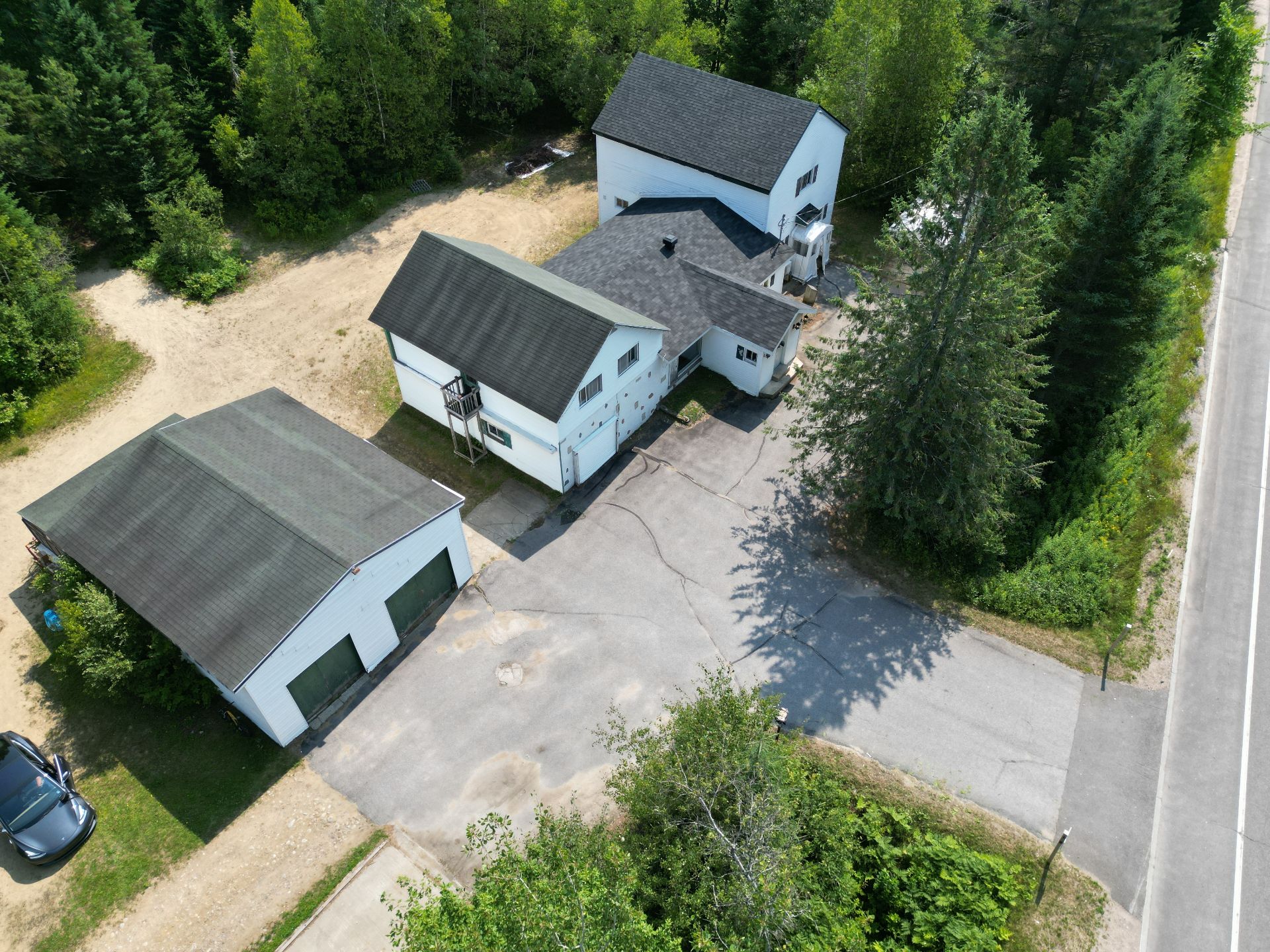 MLS: 27611789