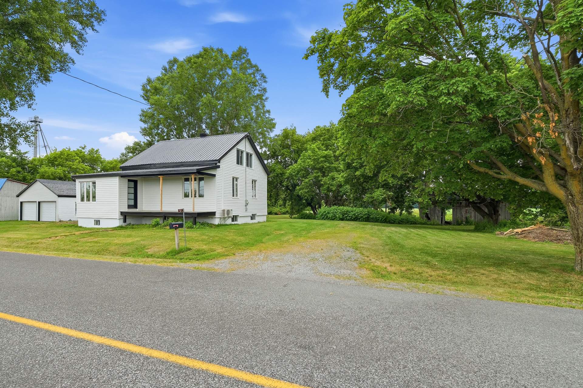 MLS: 14713458