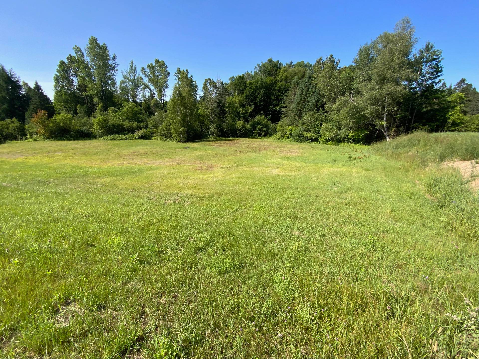 MLS: 26227143