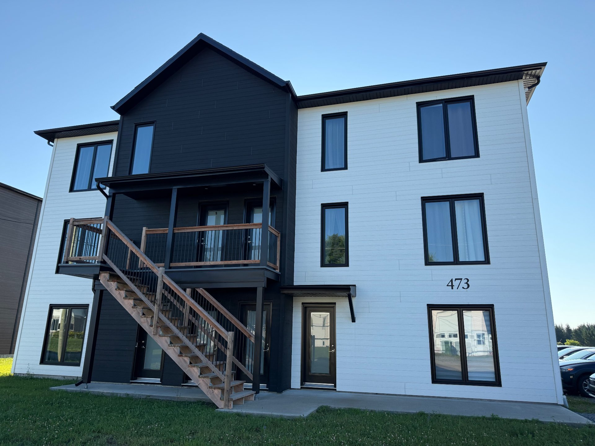 MLS: 21363672