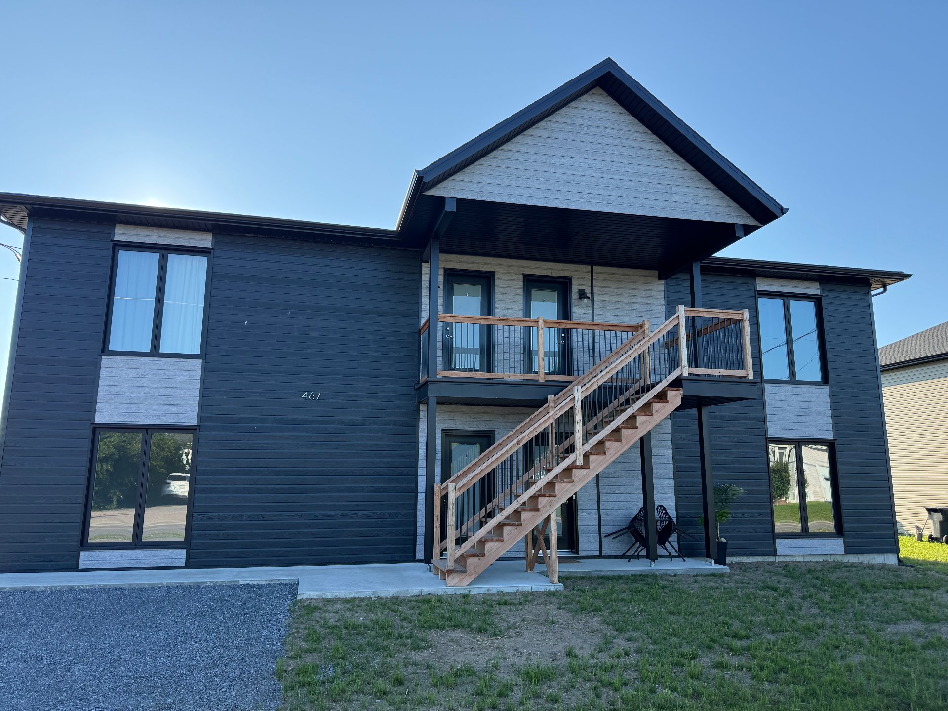 MLS: 27559907