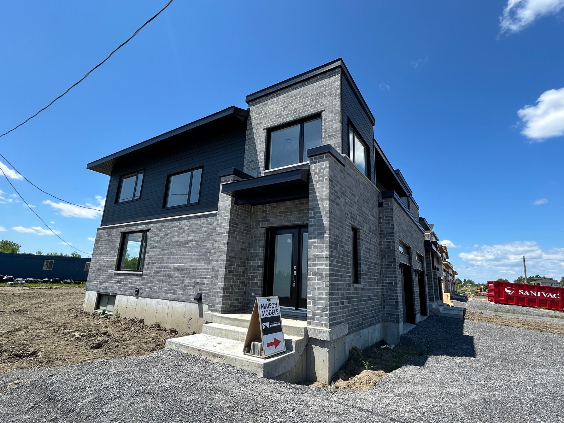 MLS: 15418563