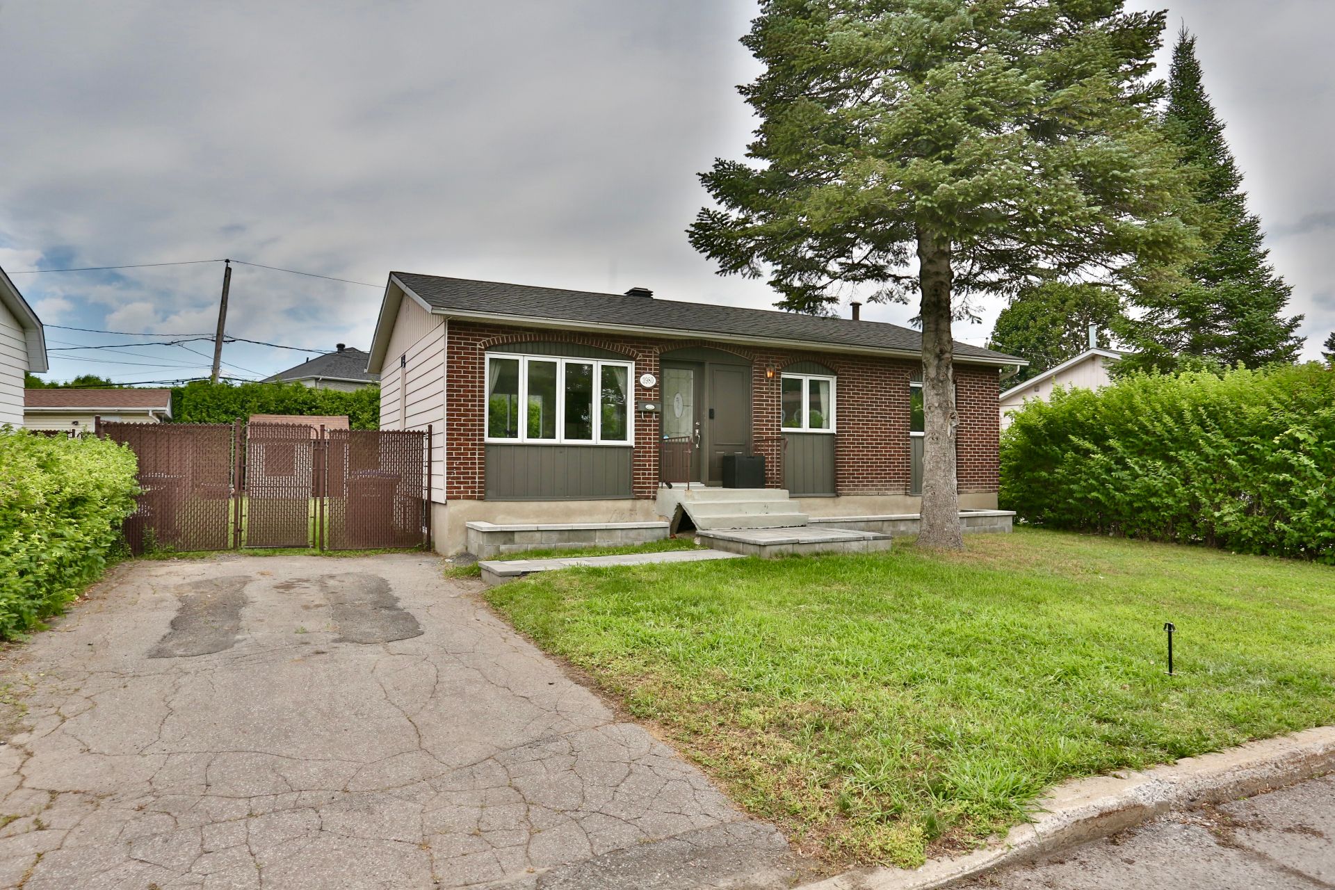 MLS: 10817830