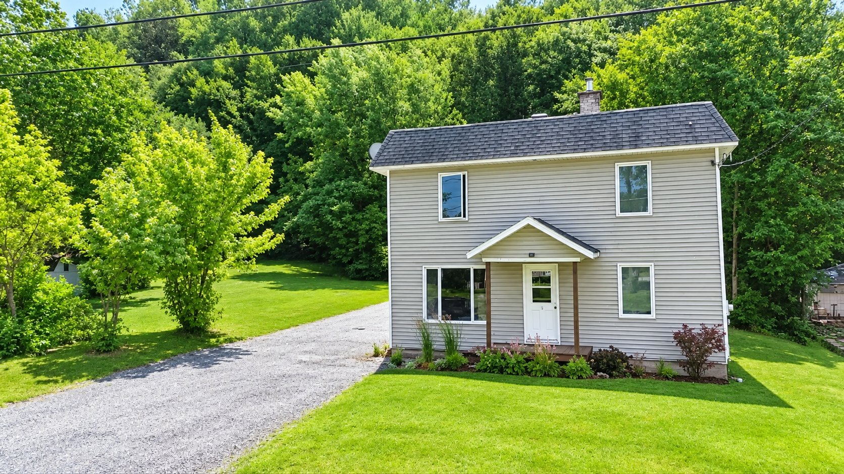 MLS: 25272453