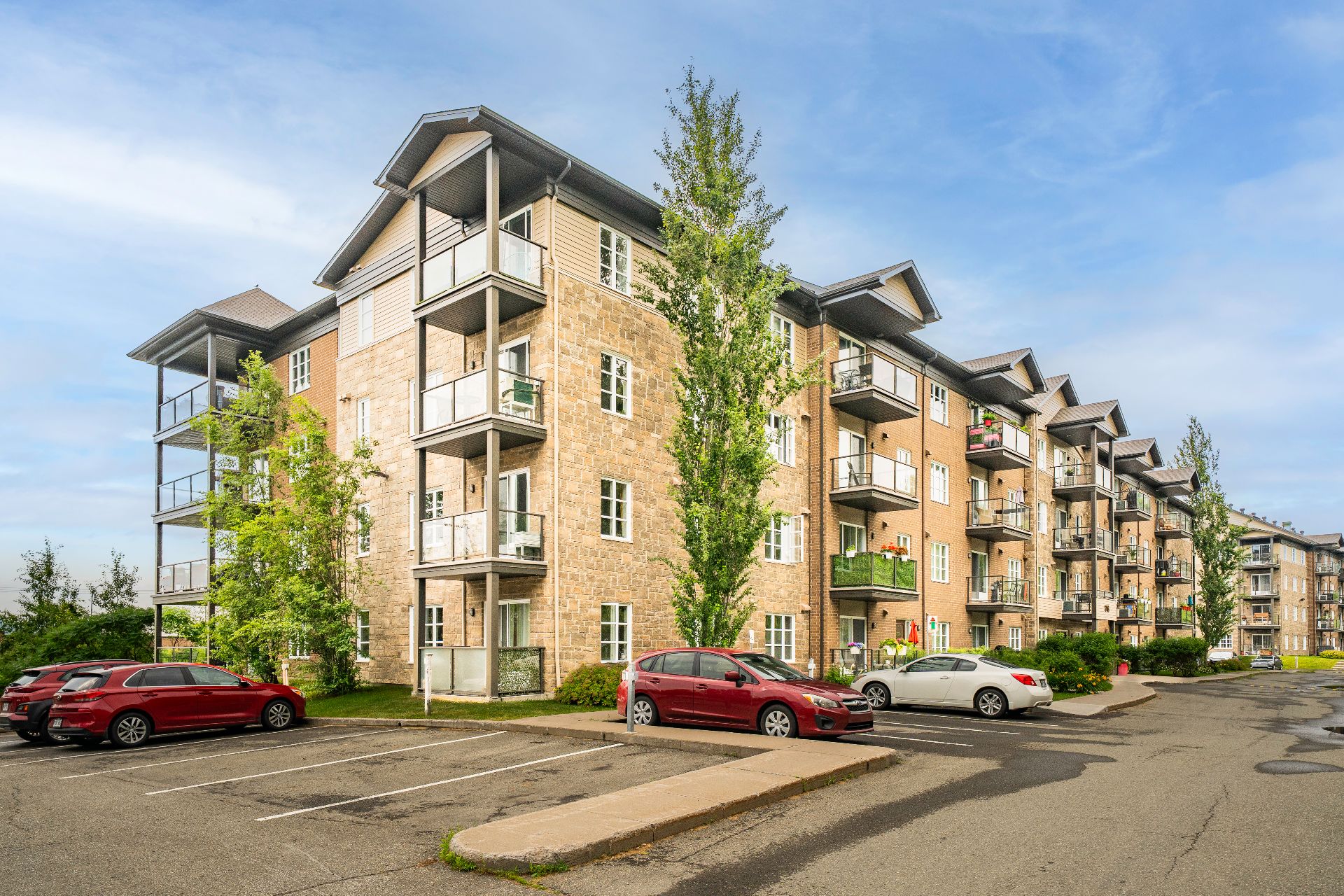 MLS: 16888596