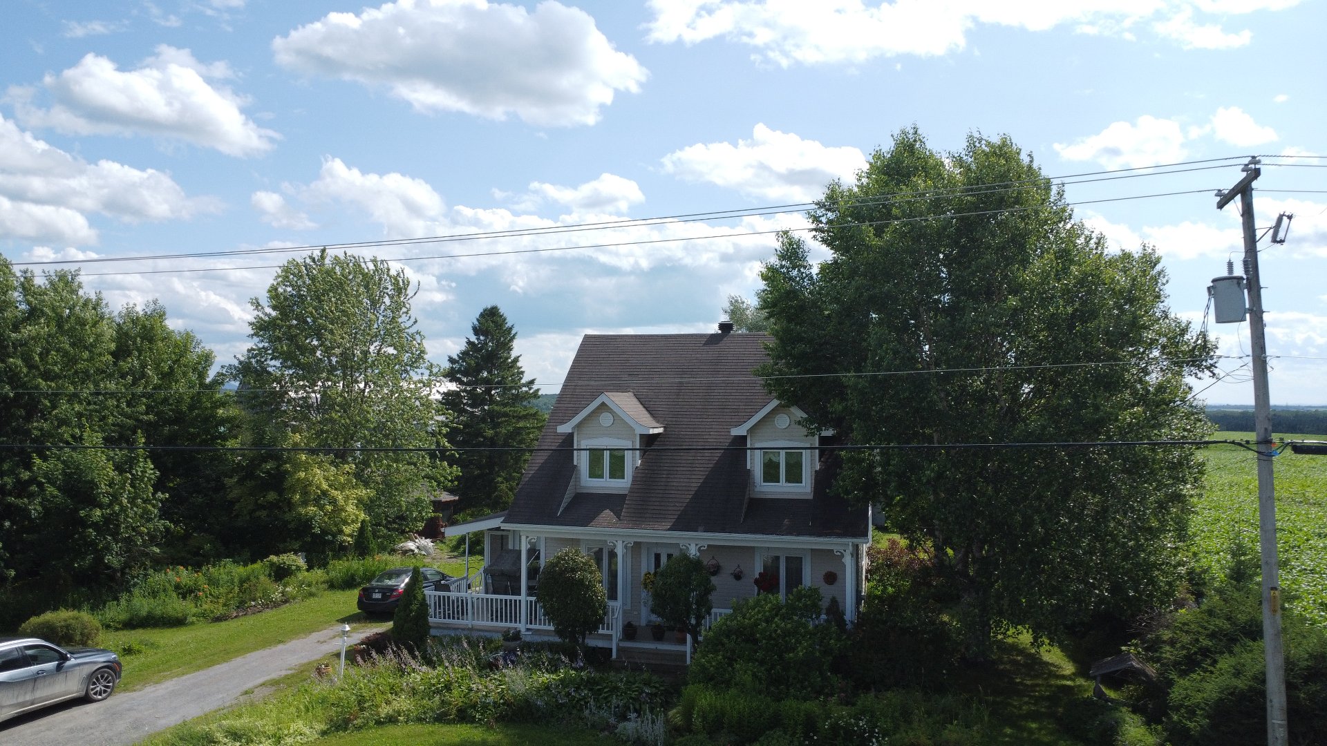 MLS: 14902946