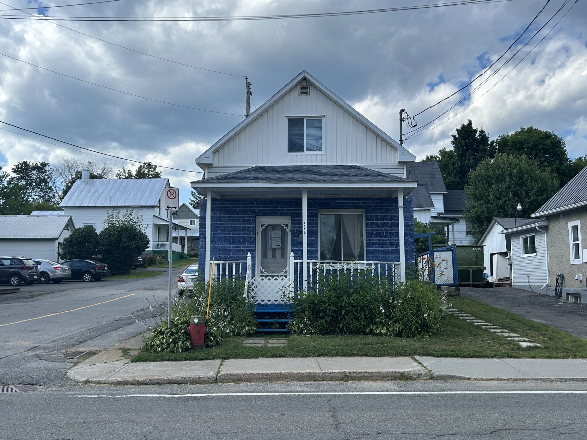 MLS: 21176185