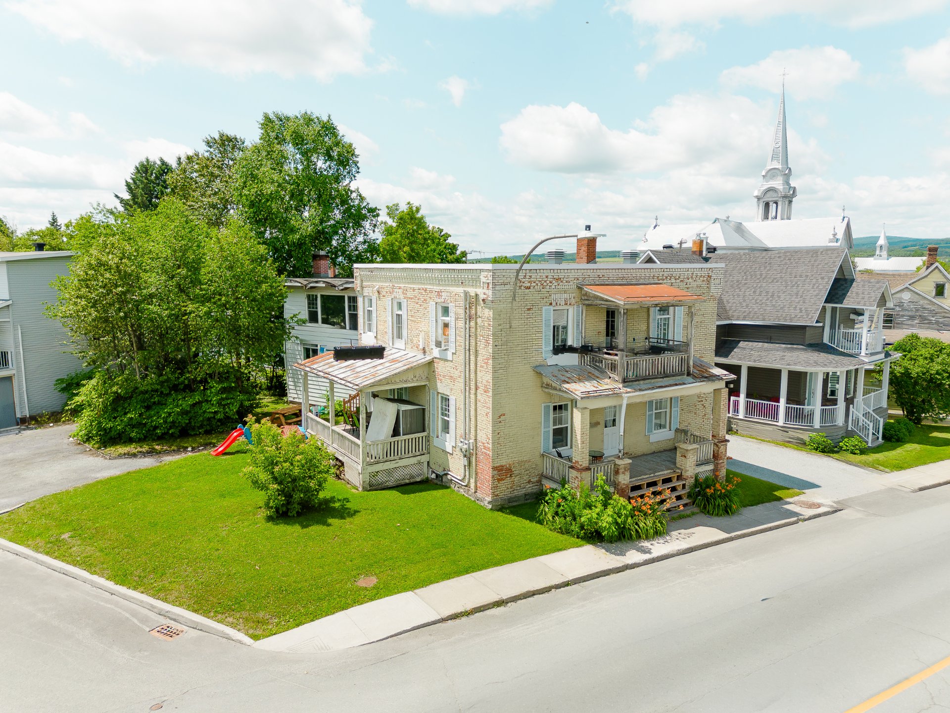 MLS: 18486235