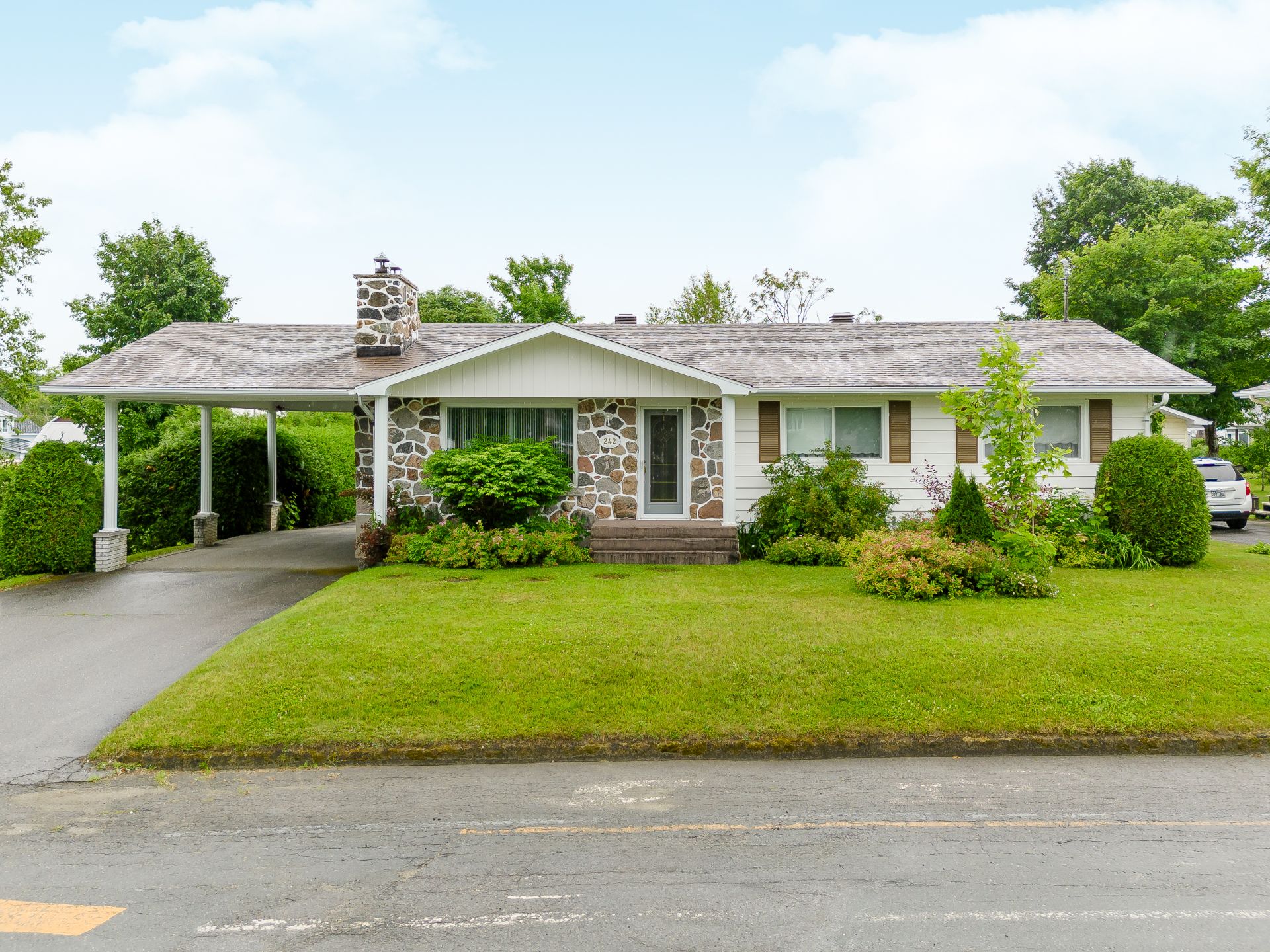 MLS: 17662493