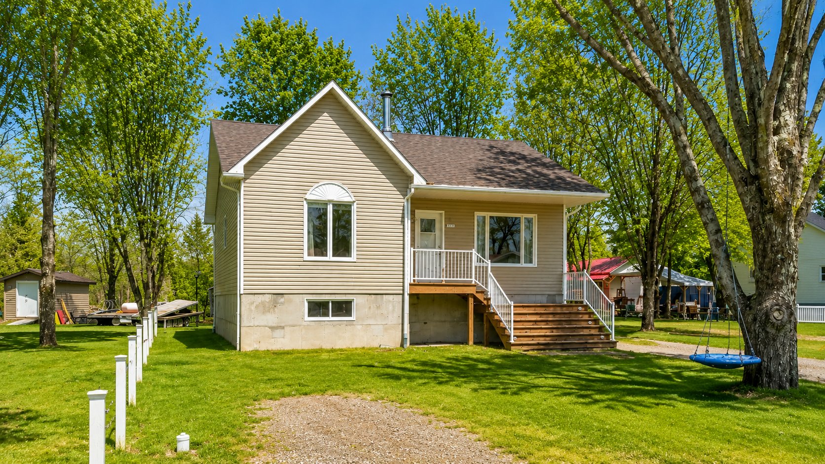 MLS: 26302869