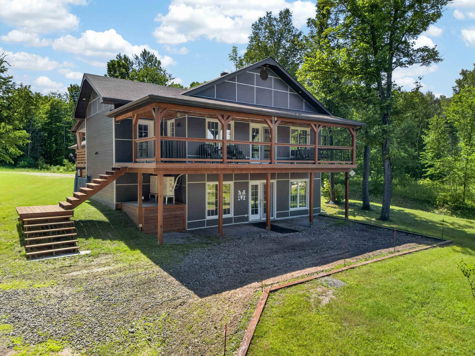 MLS: 10316000