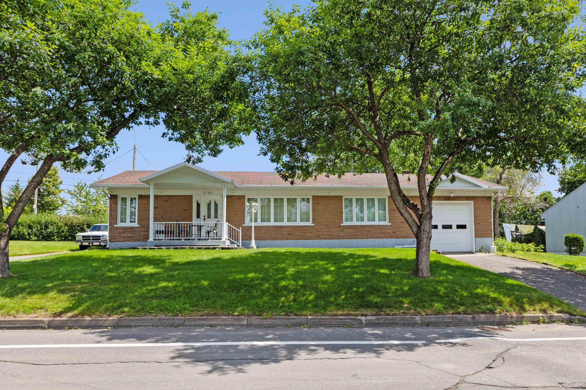 MLS: 19670008