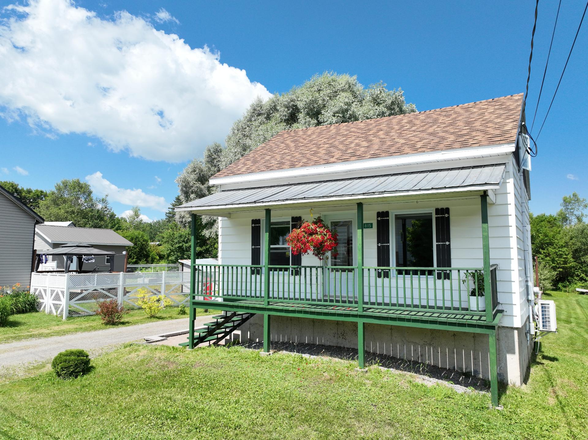 MLS: 26963801
