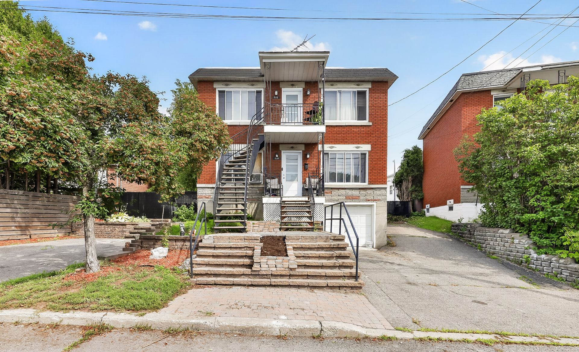 MLS: 26196152