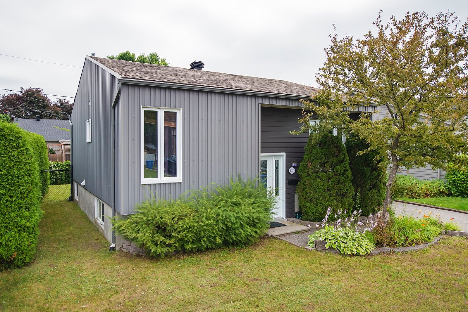 MLS: 13964272