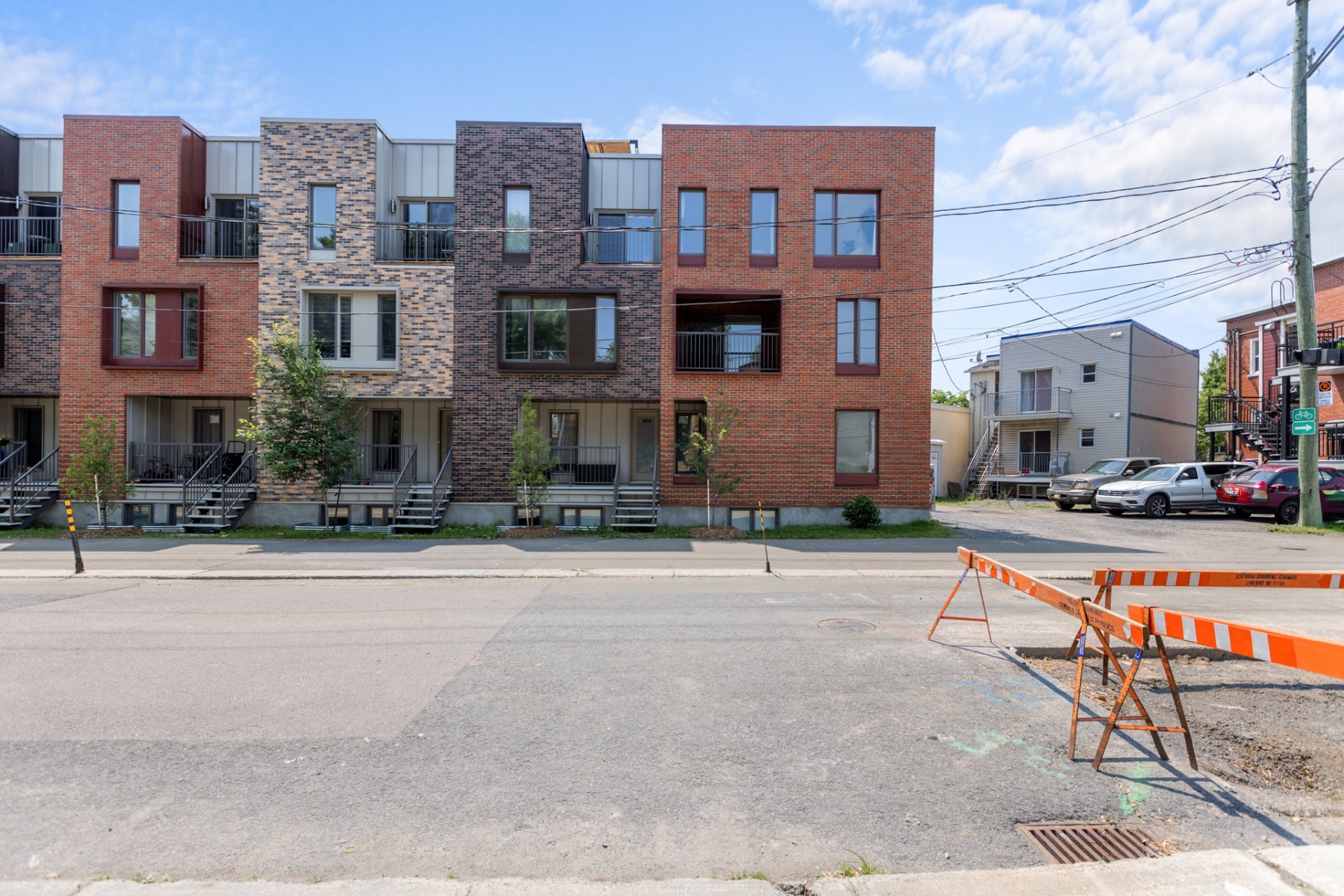 MLS: 28068161