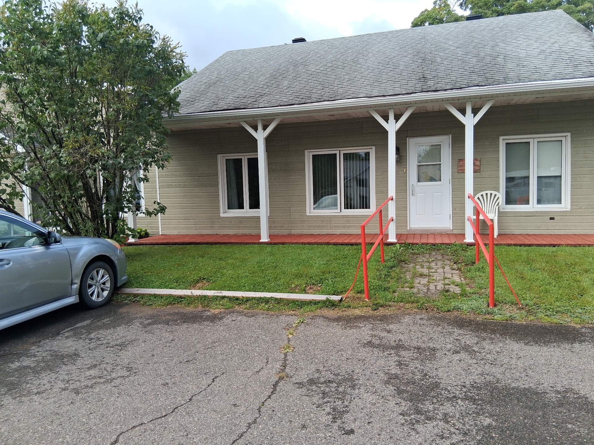 MLS: 18600428