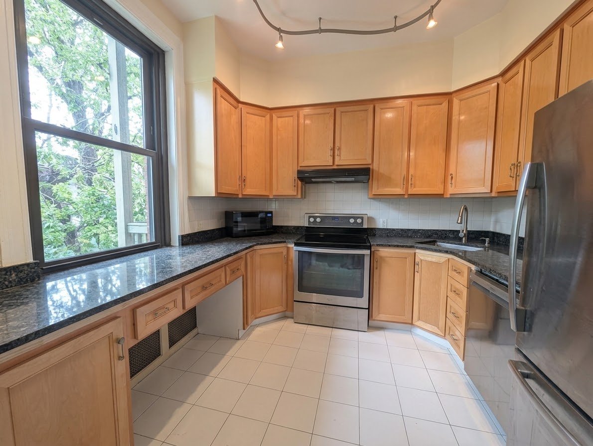 MLS: 17283641