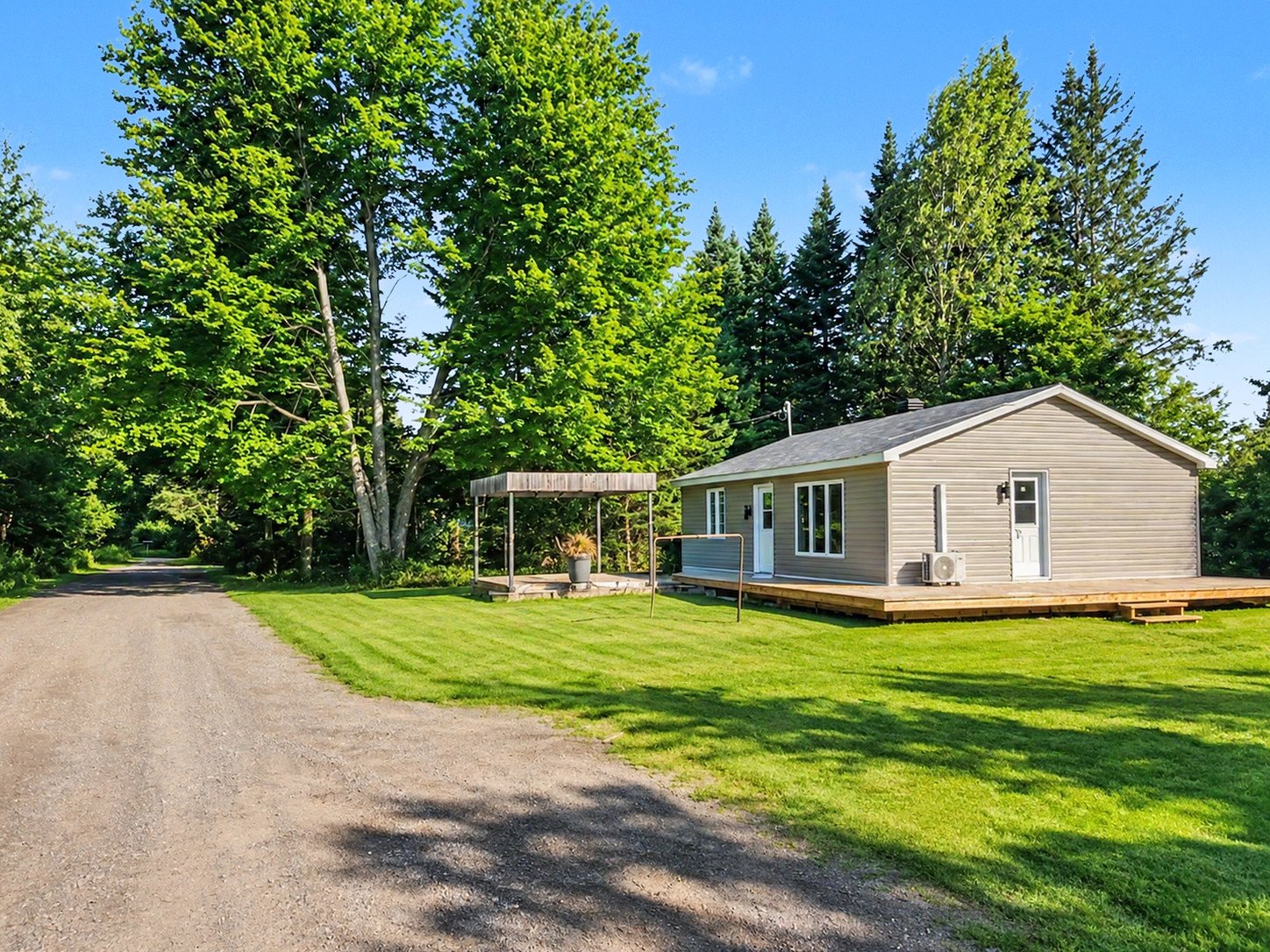MLS: 16540491