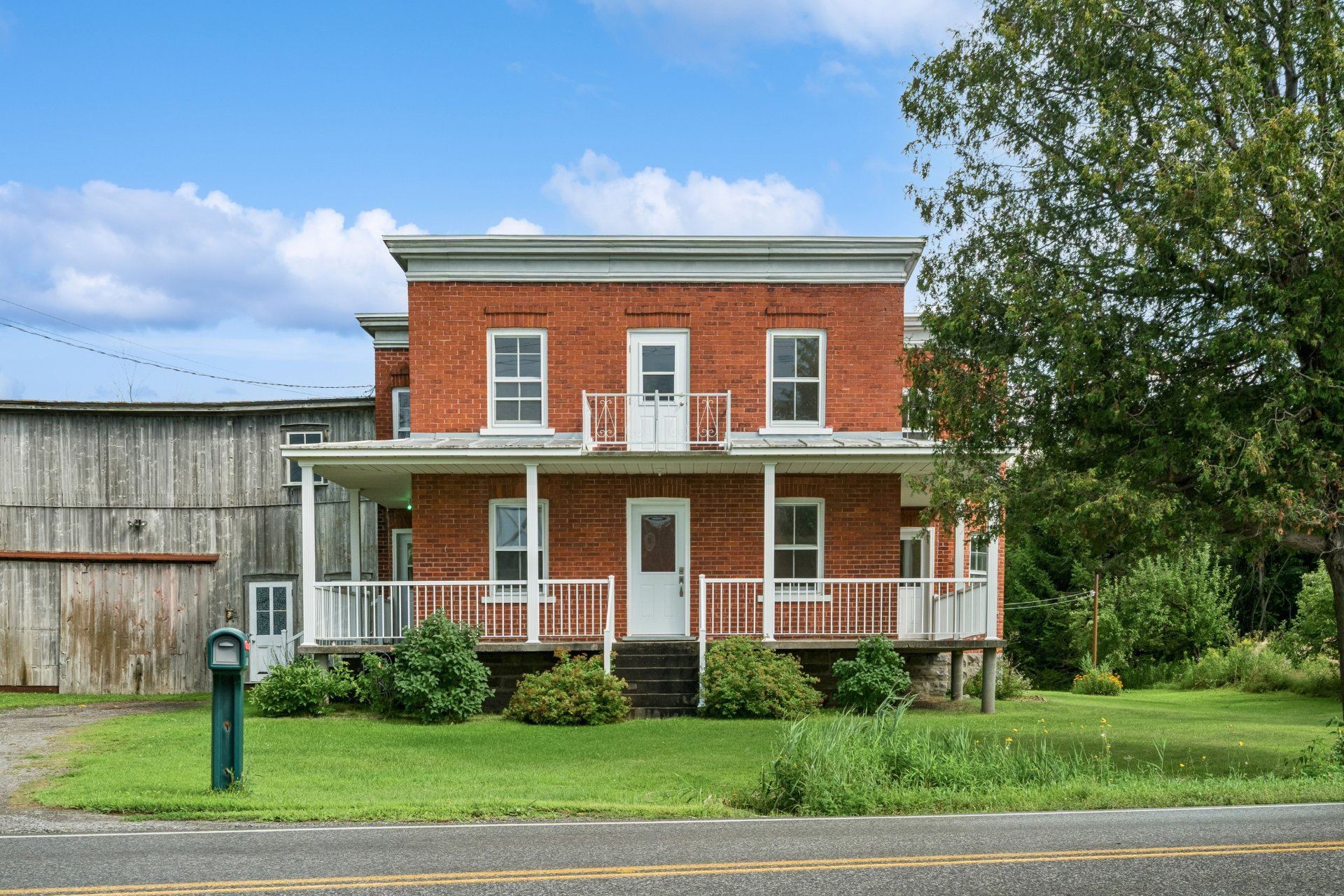 MLS: 17221196