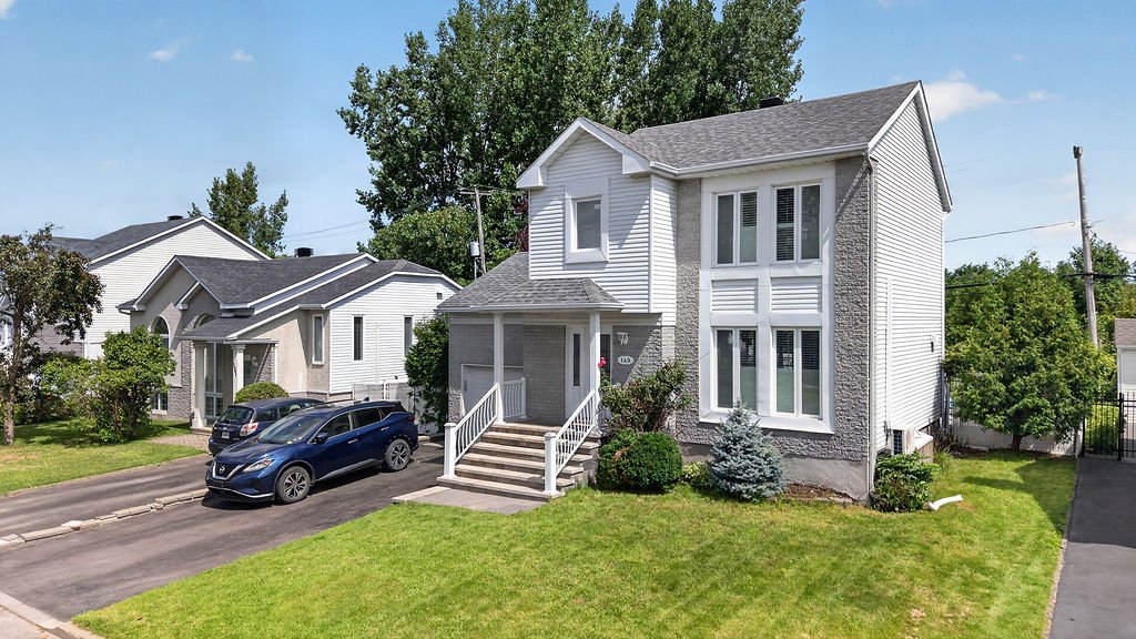 MLS: 27979059