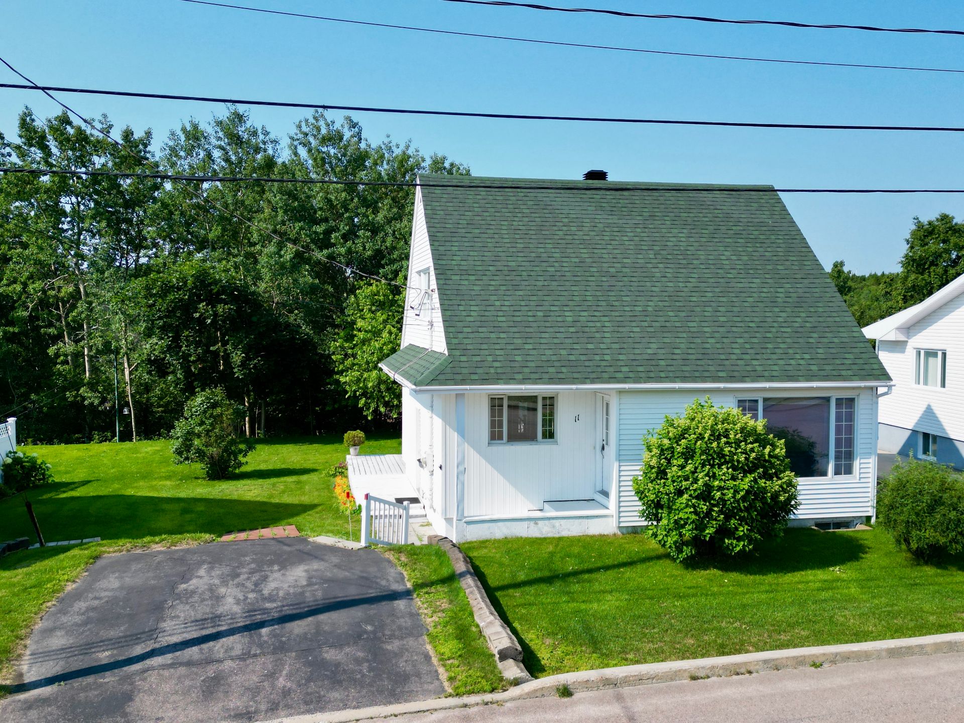 MLS: 19587464
