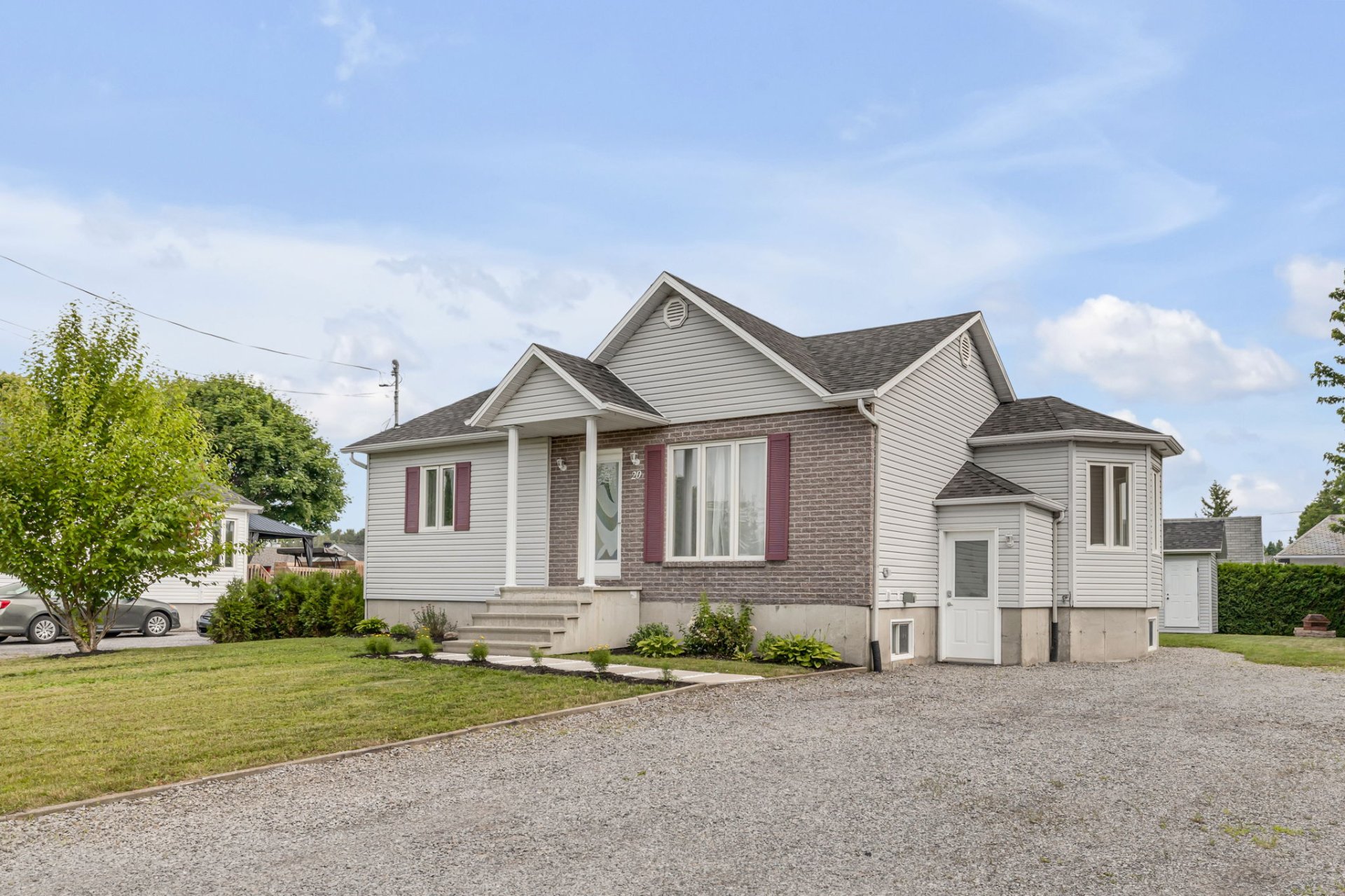 MLS: 16589639