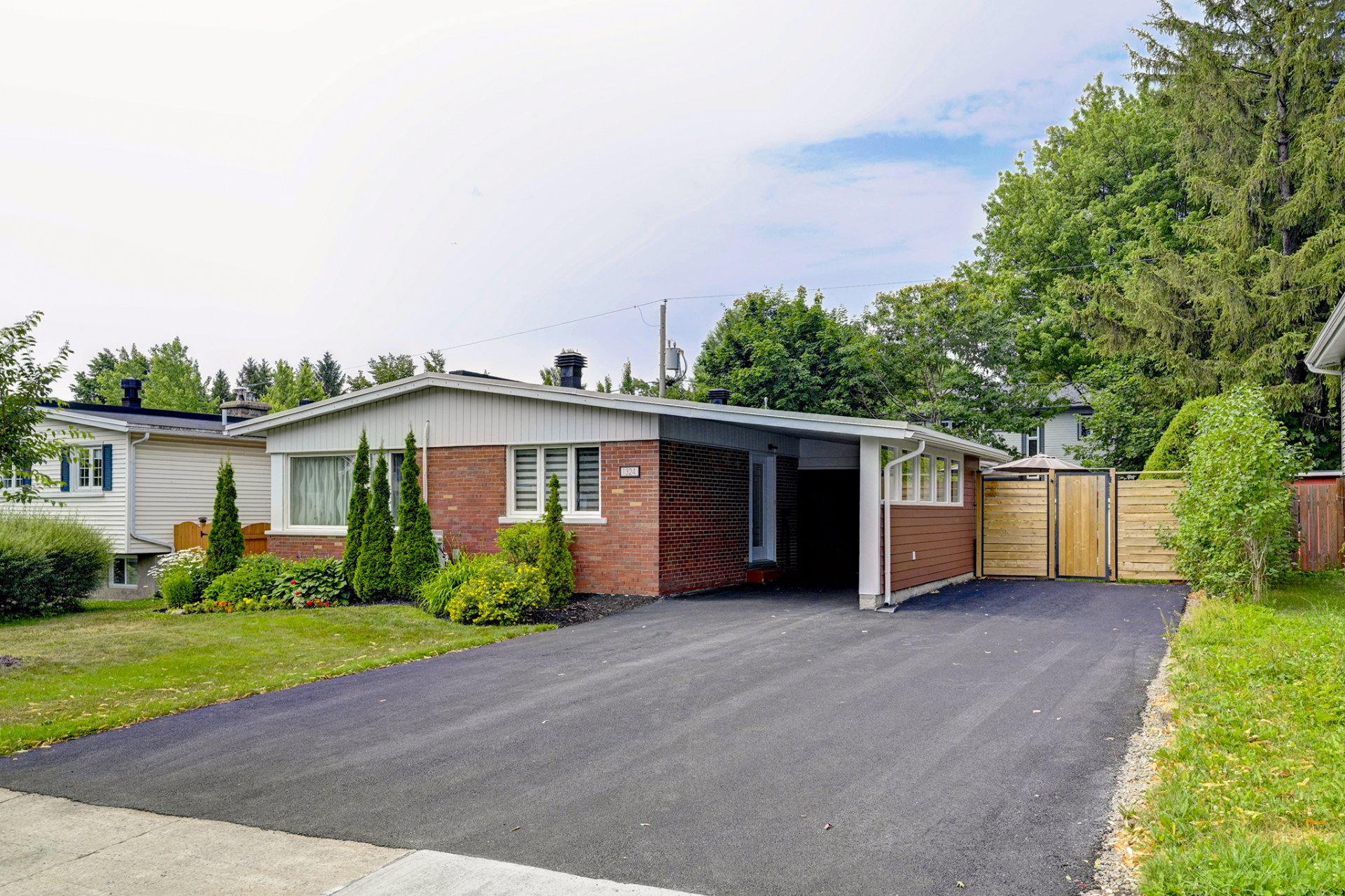 MLS: 17716374