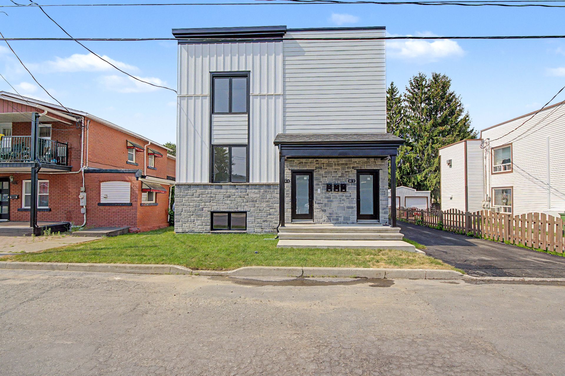 MLS: 27934210