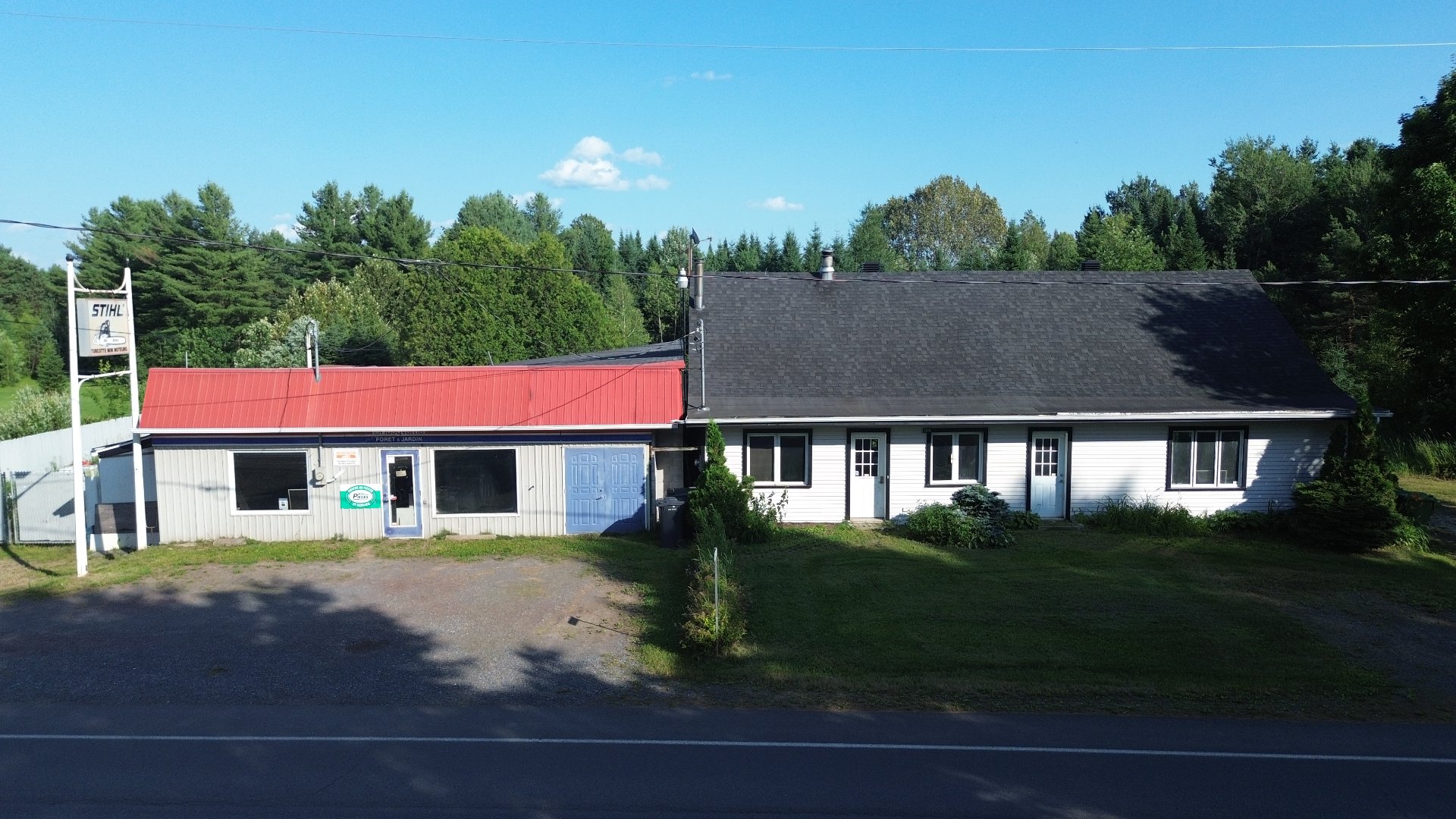 MLS: 27575353