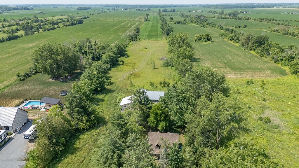MLS: 17841418