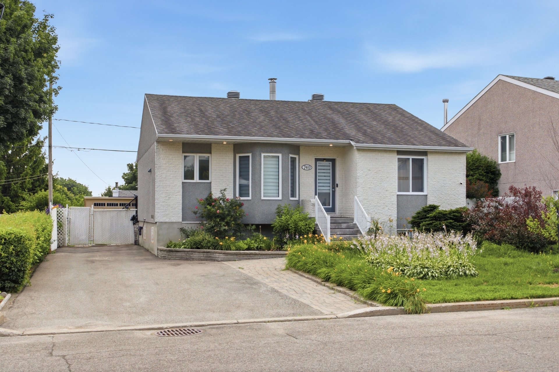 MLS: 16496466