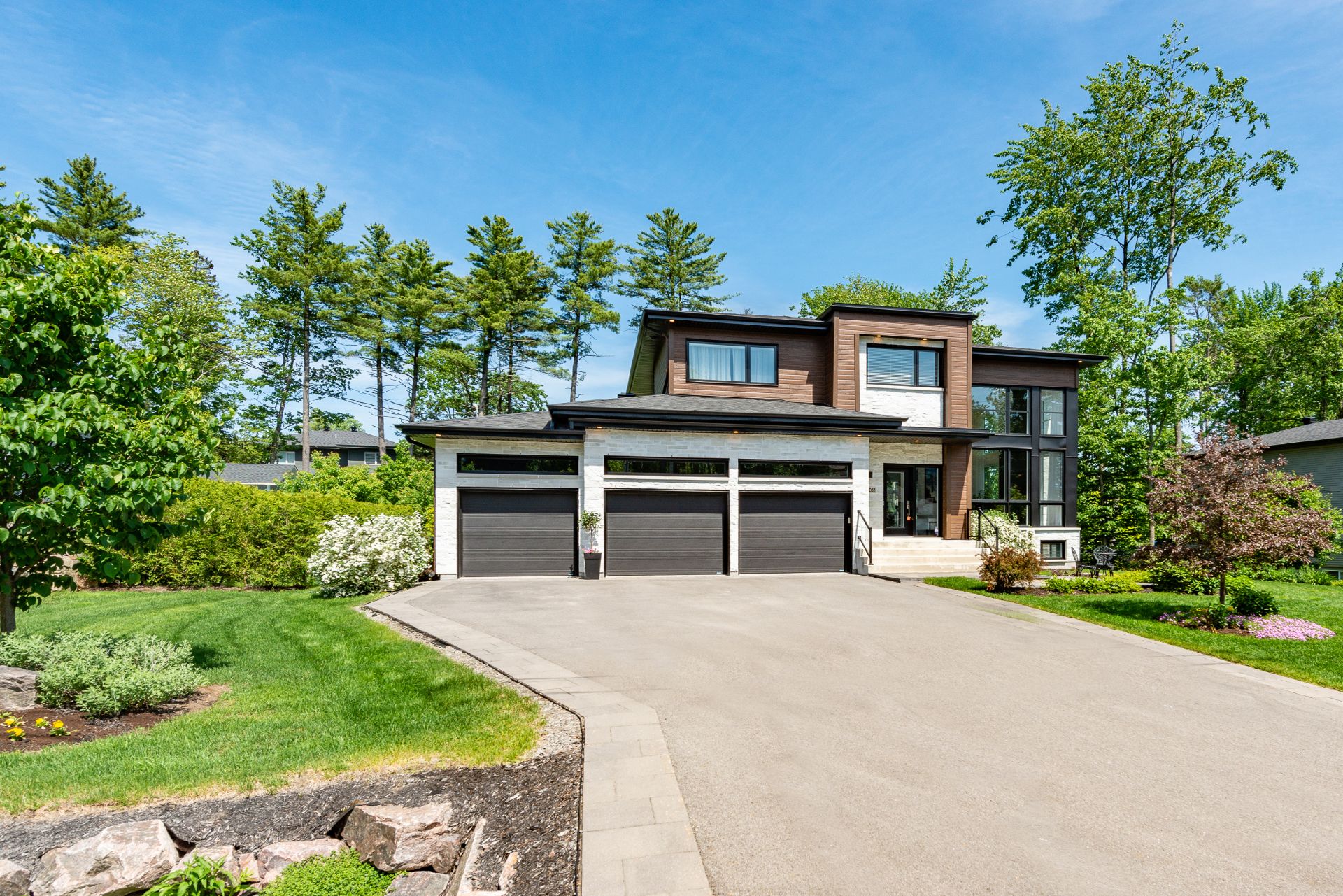 MLS: 15155817