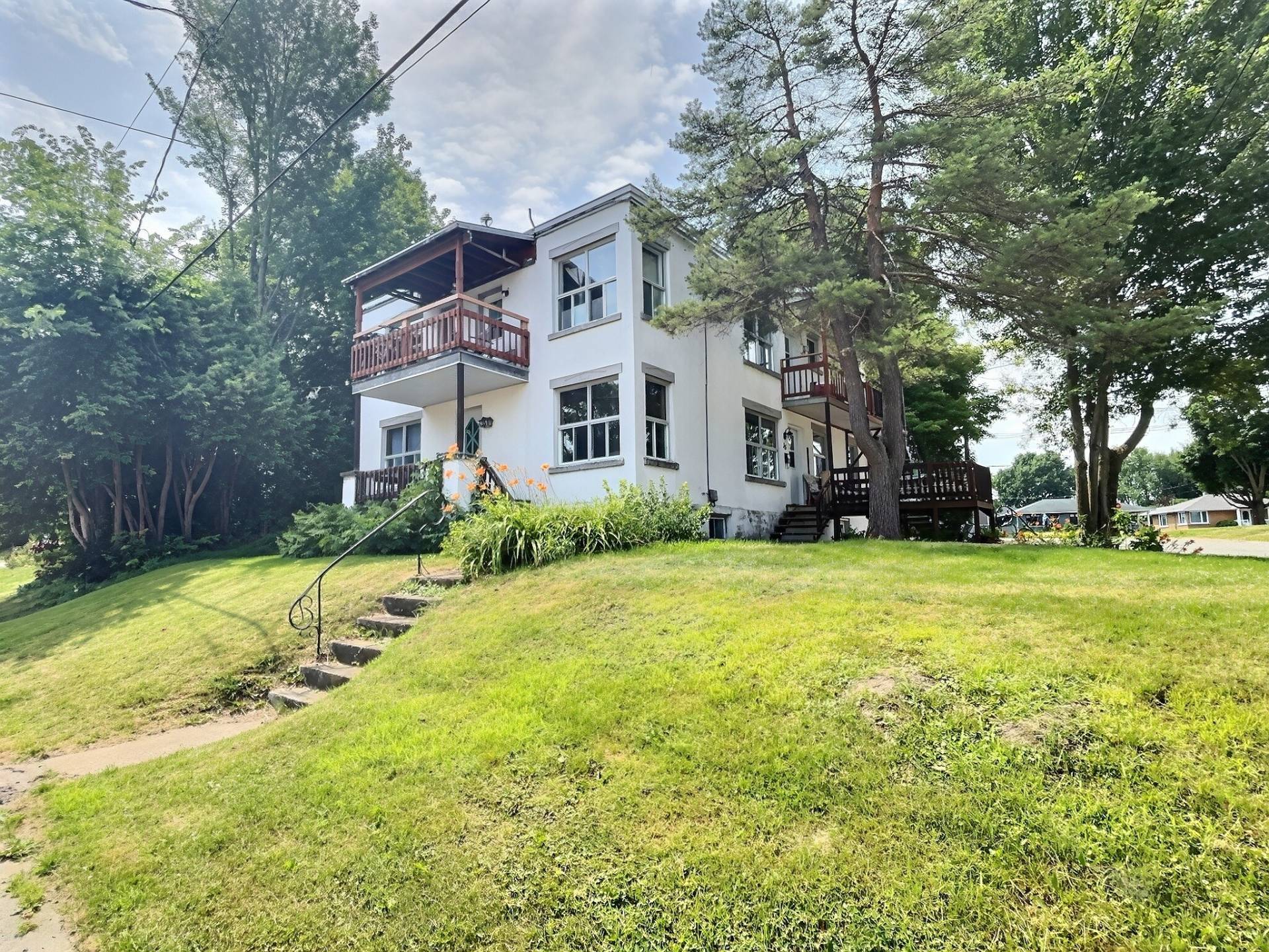 MLS: 11052955