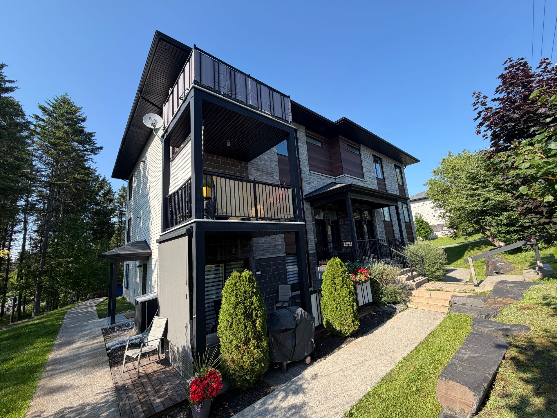 MLS: 16330512