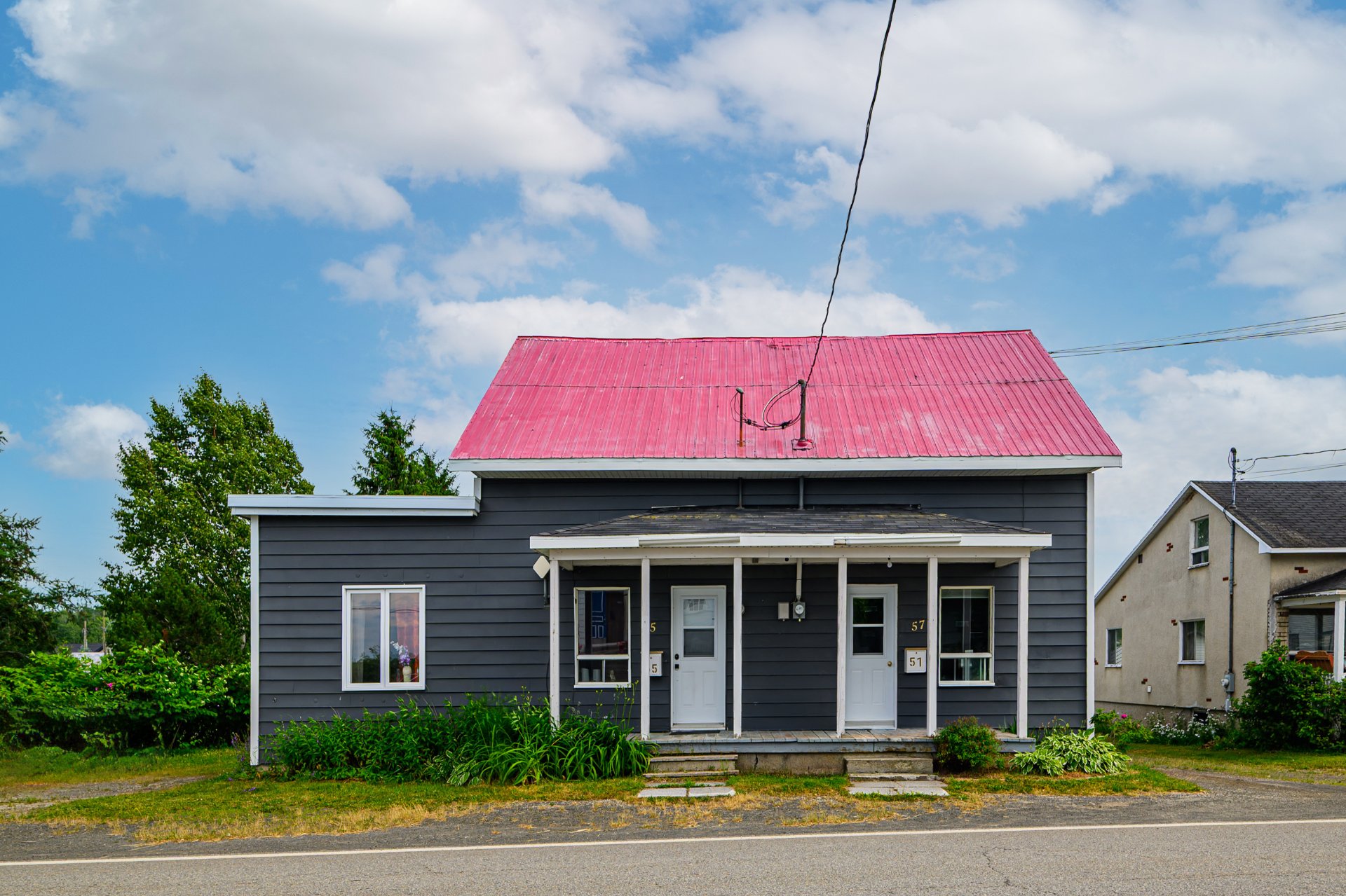MLS: 23570061