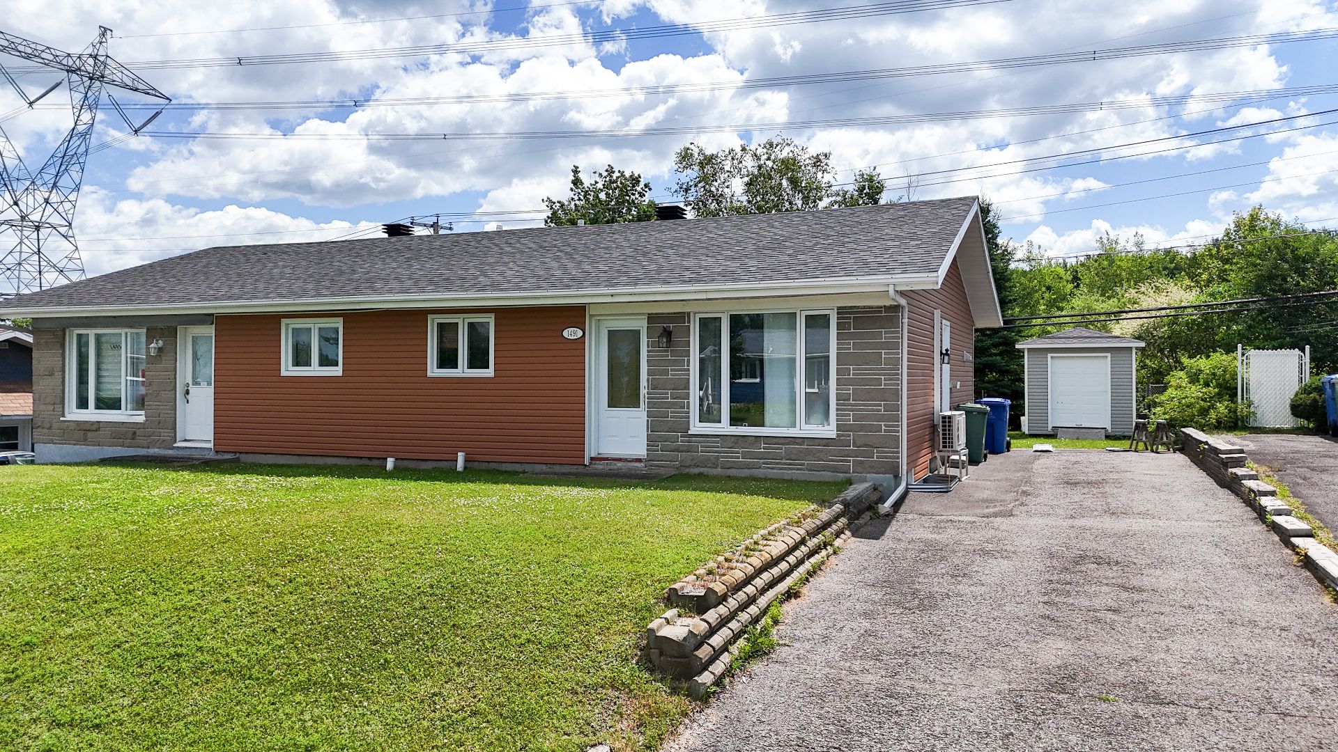 MLS: 26748375