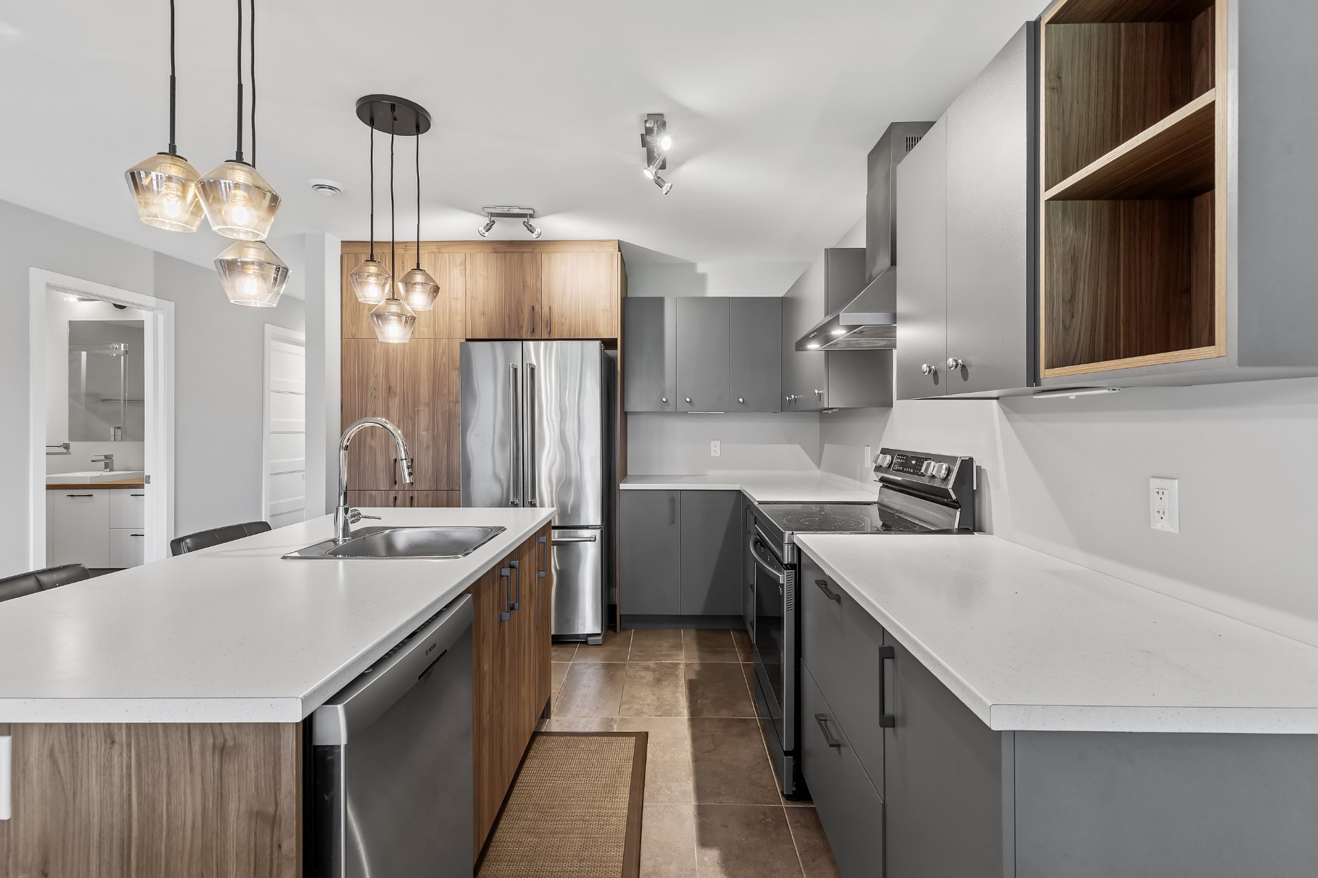 MLS: 28366245