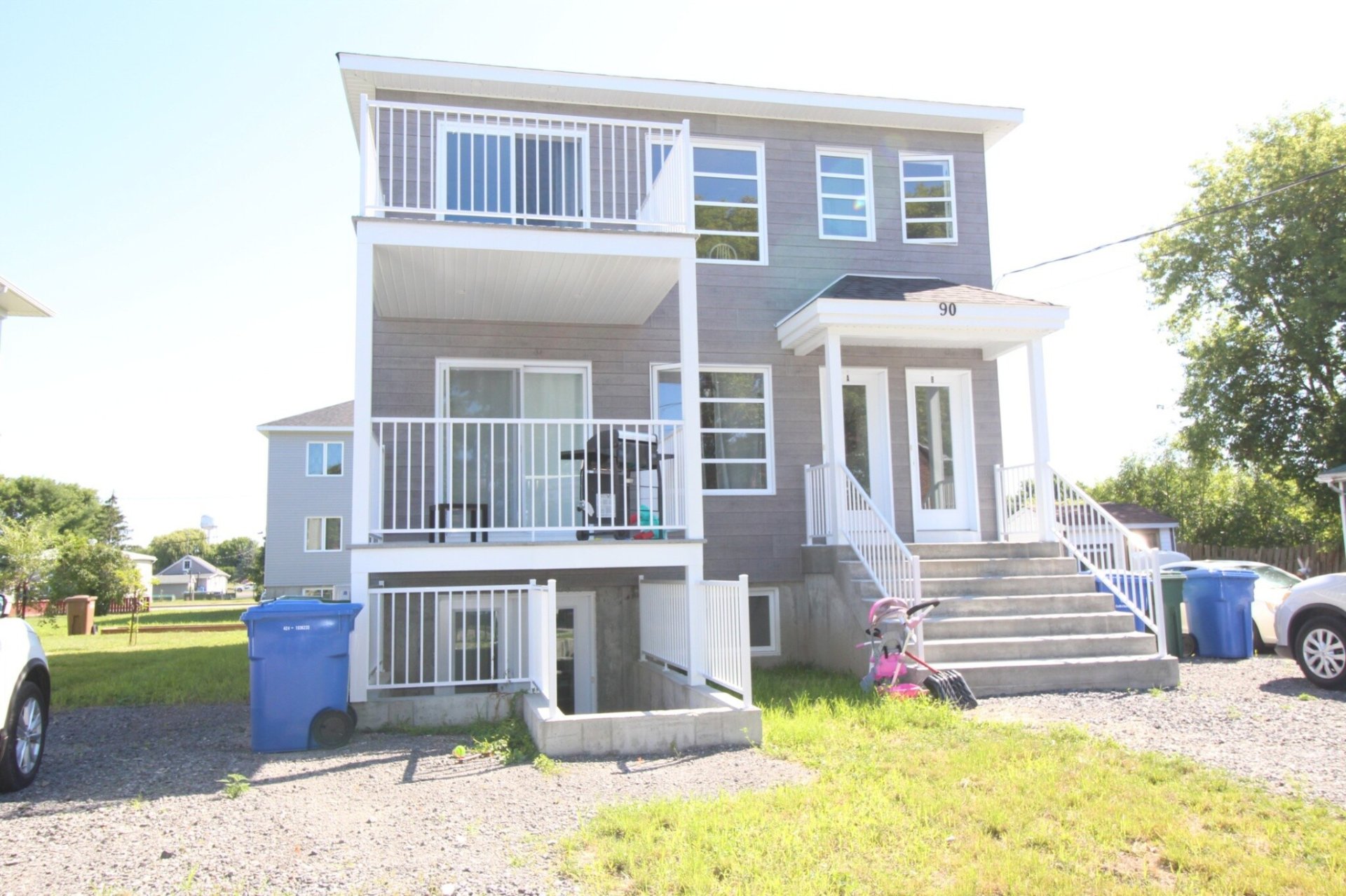 MLS: 26276033