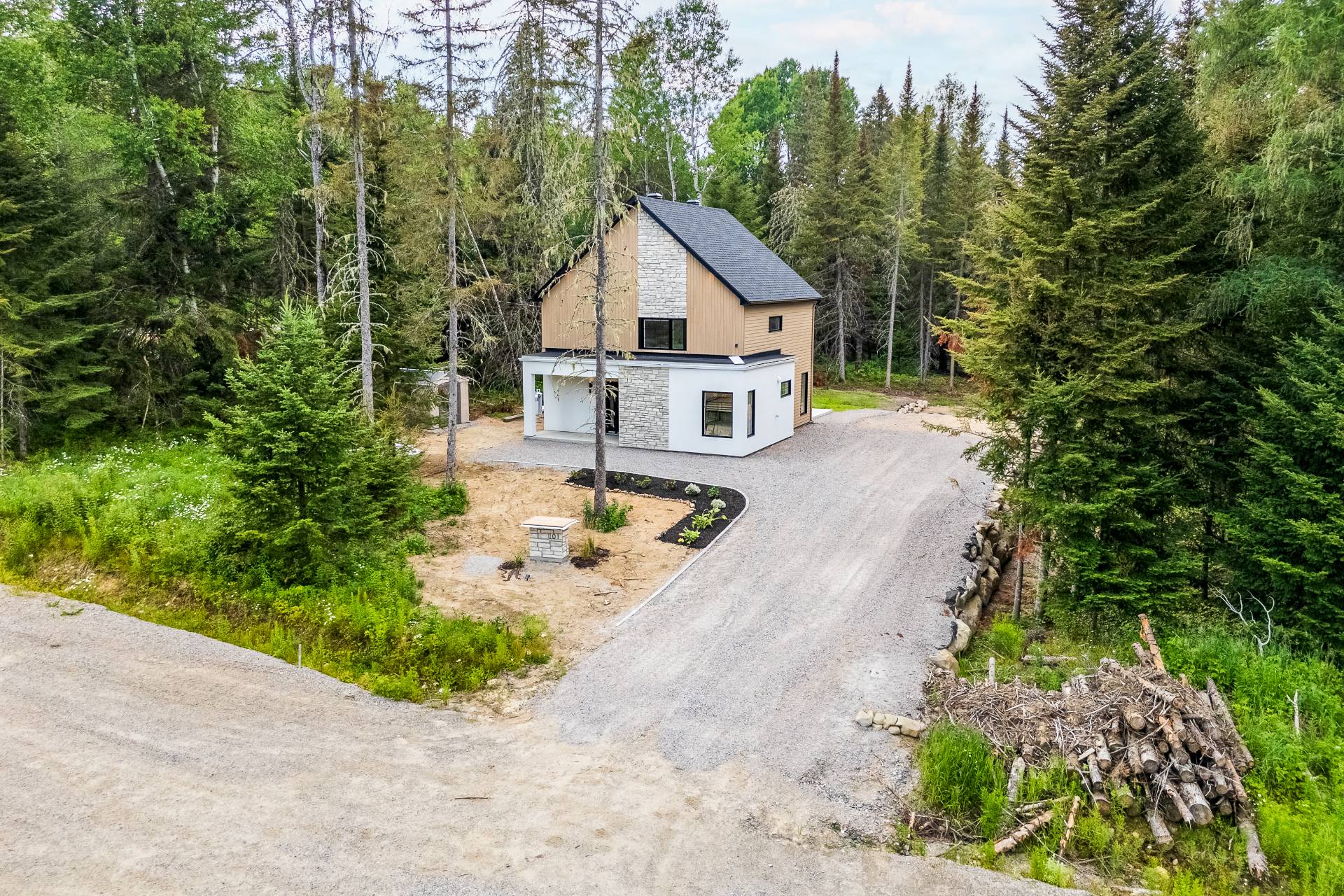MLS: 18555821