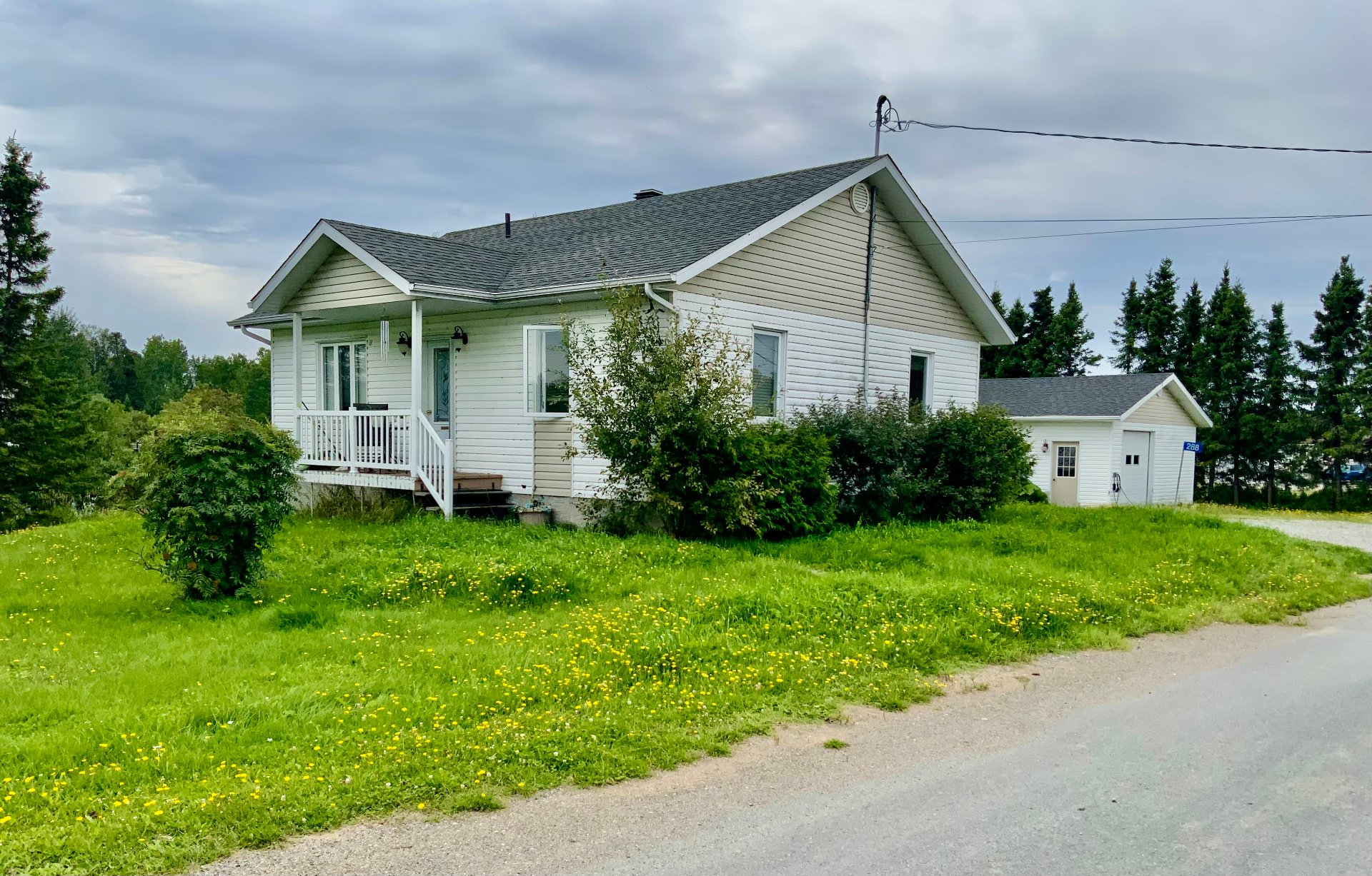 MLS: 28292608