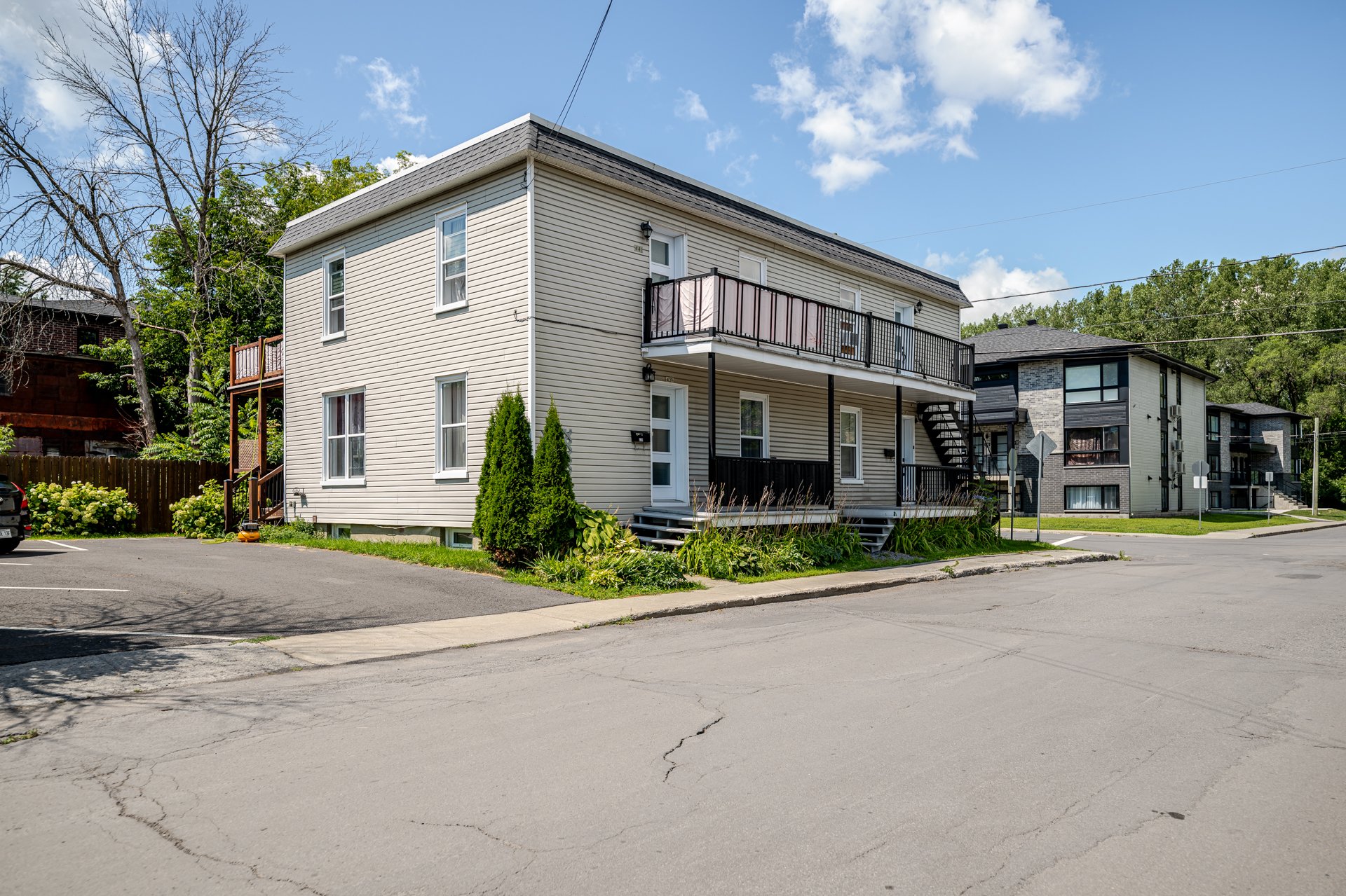 MLS: 28063983