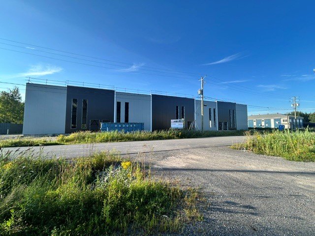 MLS: 23416117