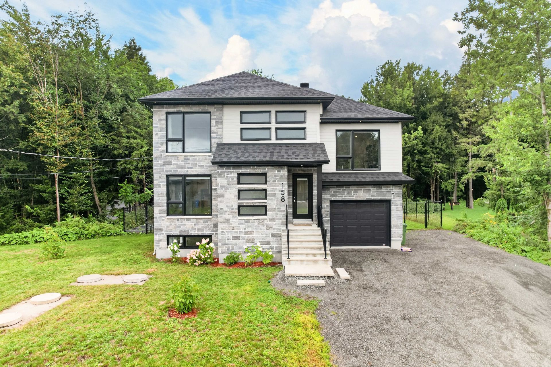 MLS: 25626451