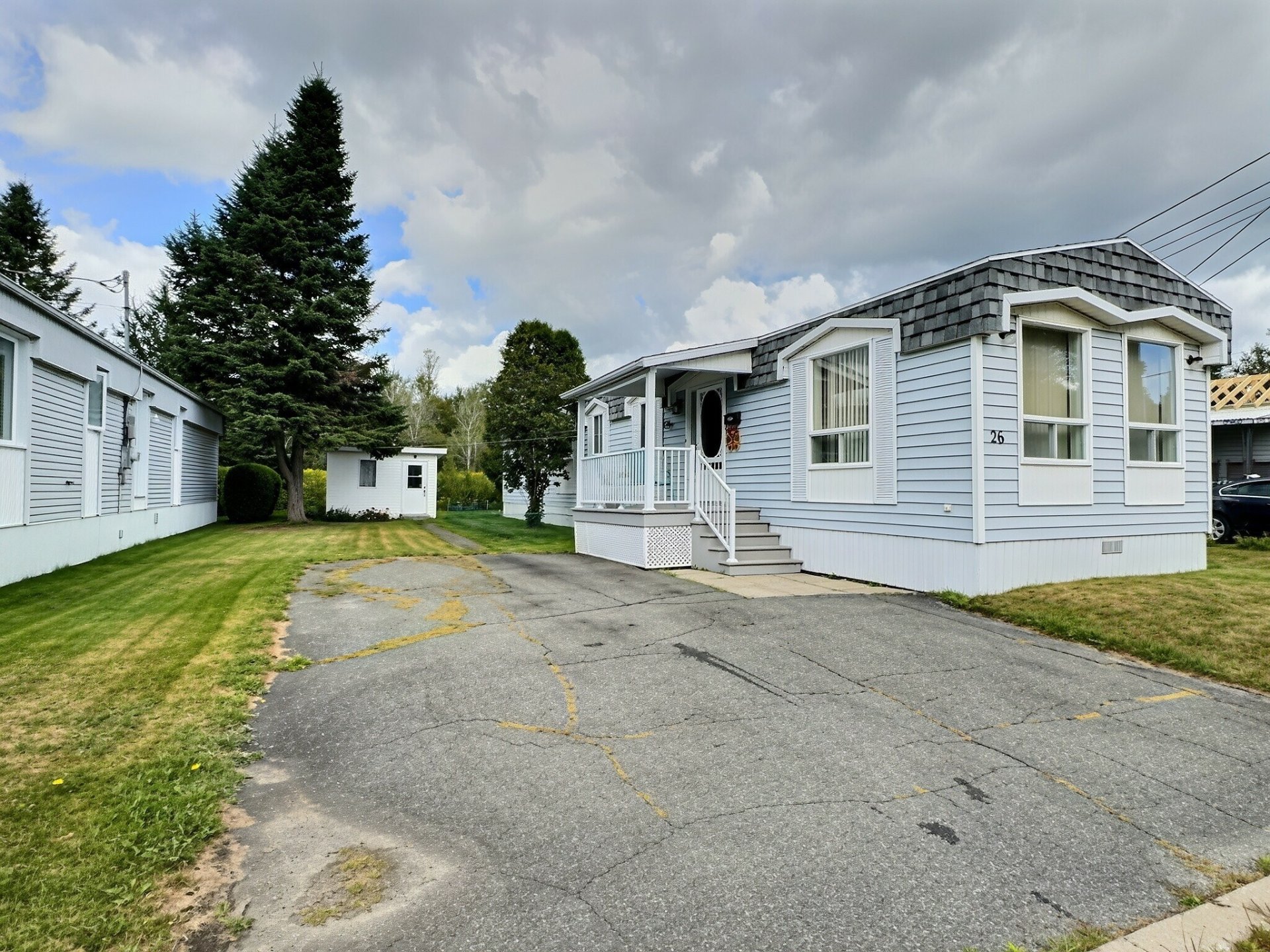 MLS: 26722499