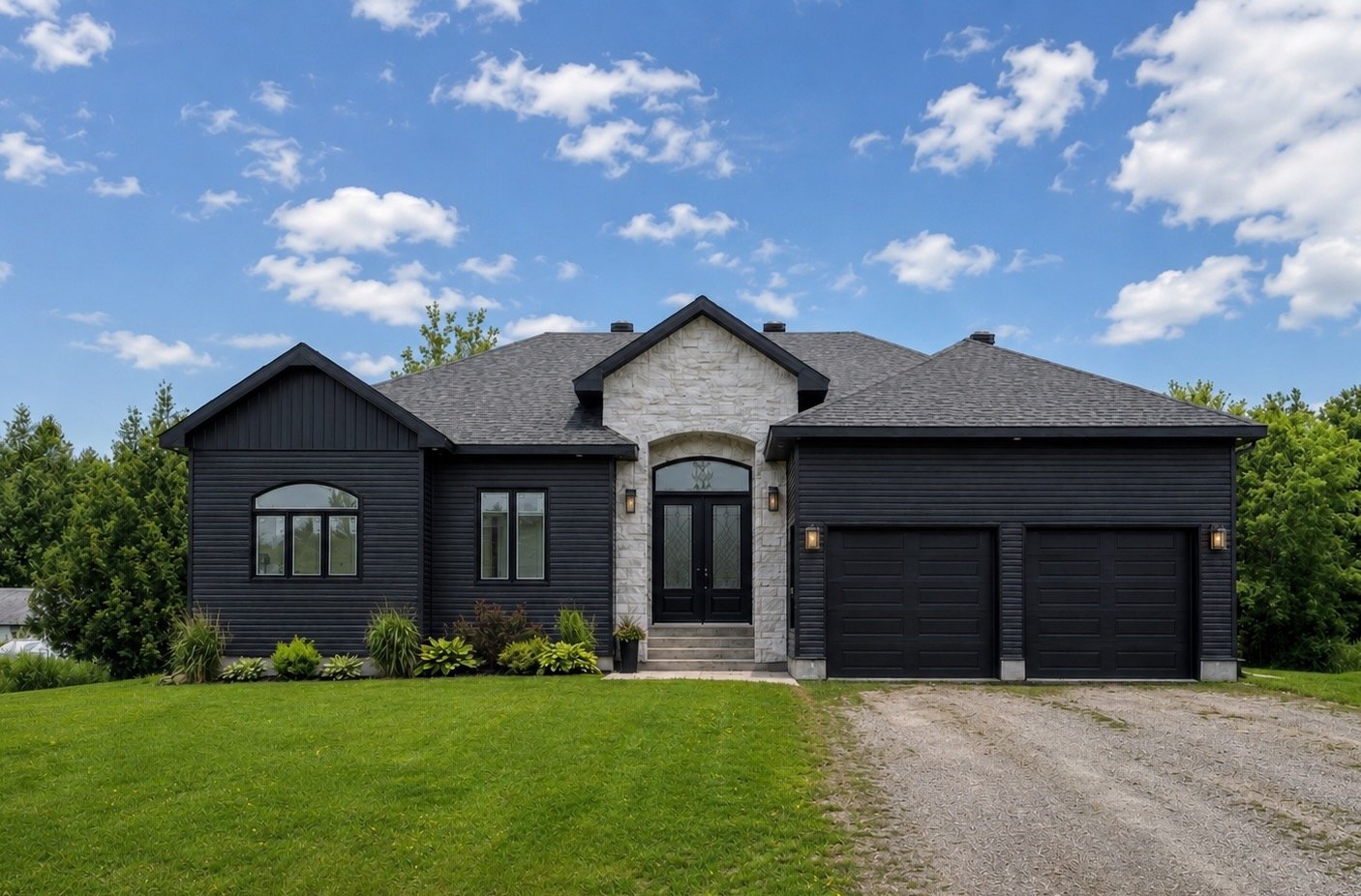 MLS: 25912955